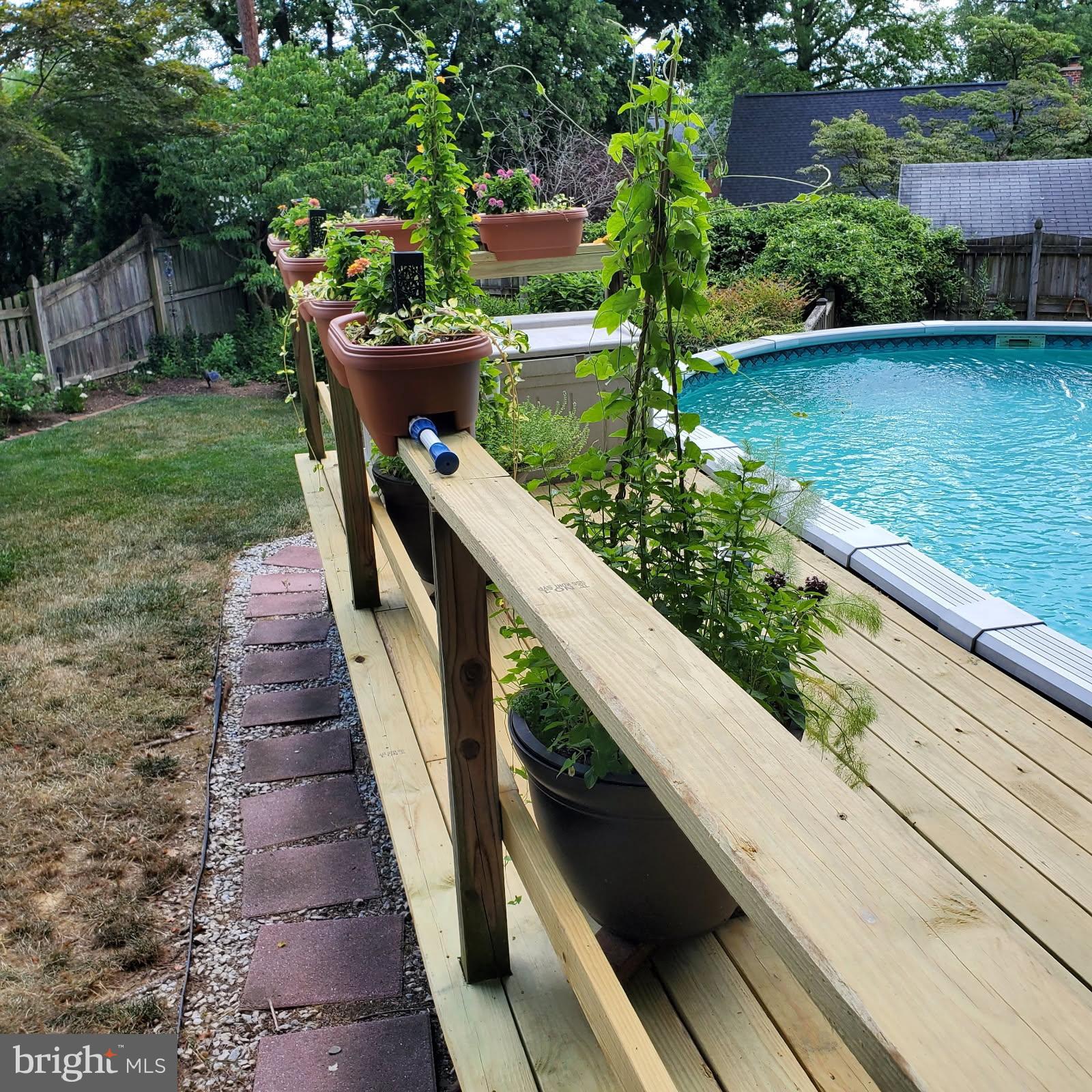 GREEN ACRES - Residential