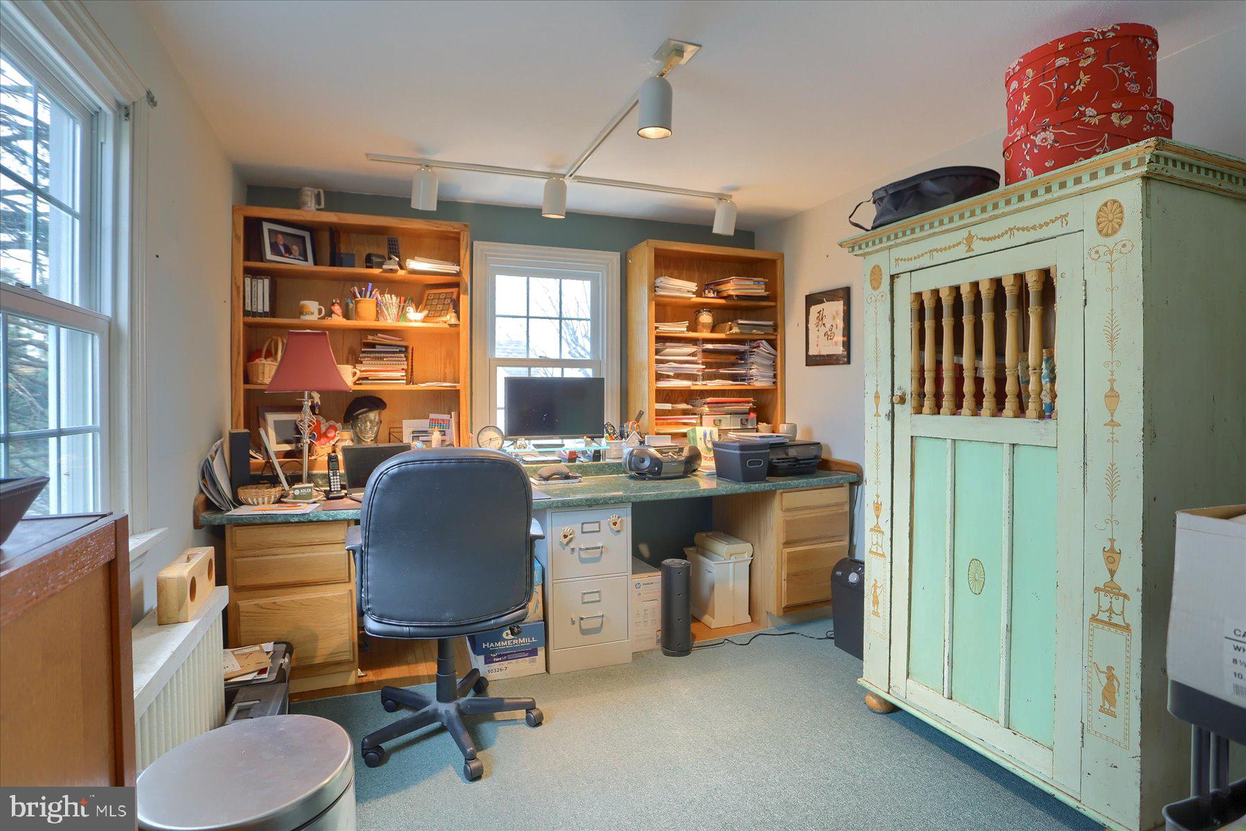 GREEN ACRES - Residential