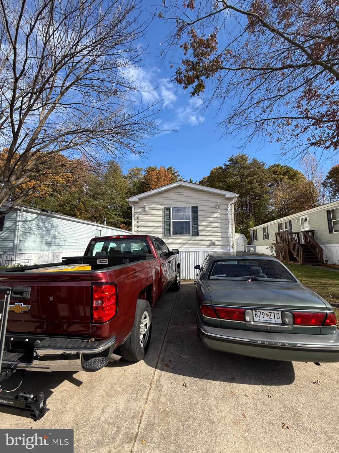 8023 FAIR BREEZE DRIVE