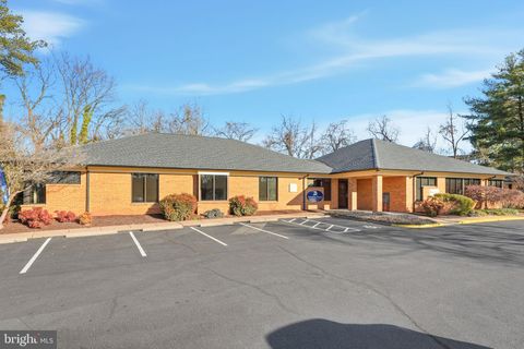 Photo of 700 - 307 Southridge Parkway, CULPEPER, VA 22701 (MLS # VACU2012482)