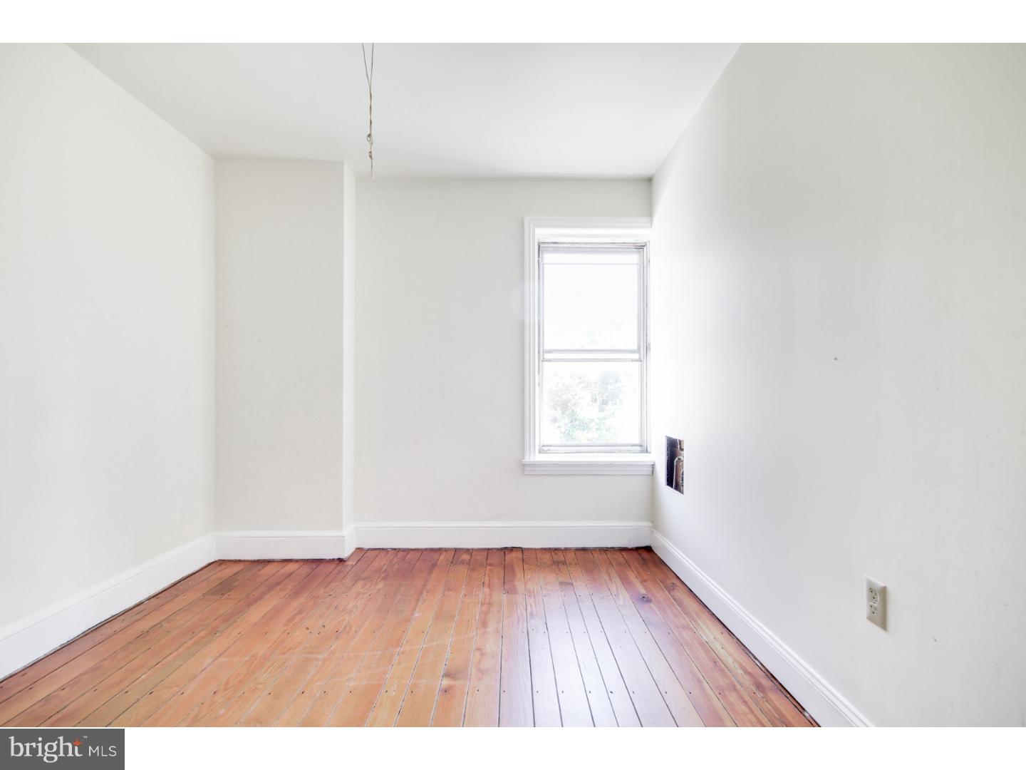 BLUE BELL HILL - Residential