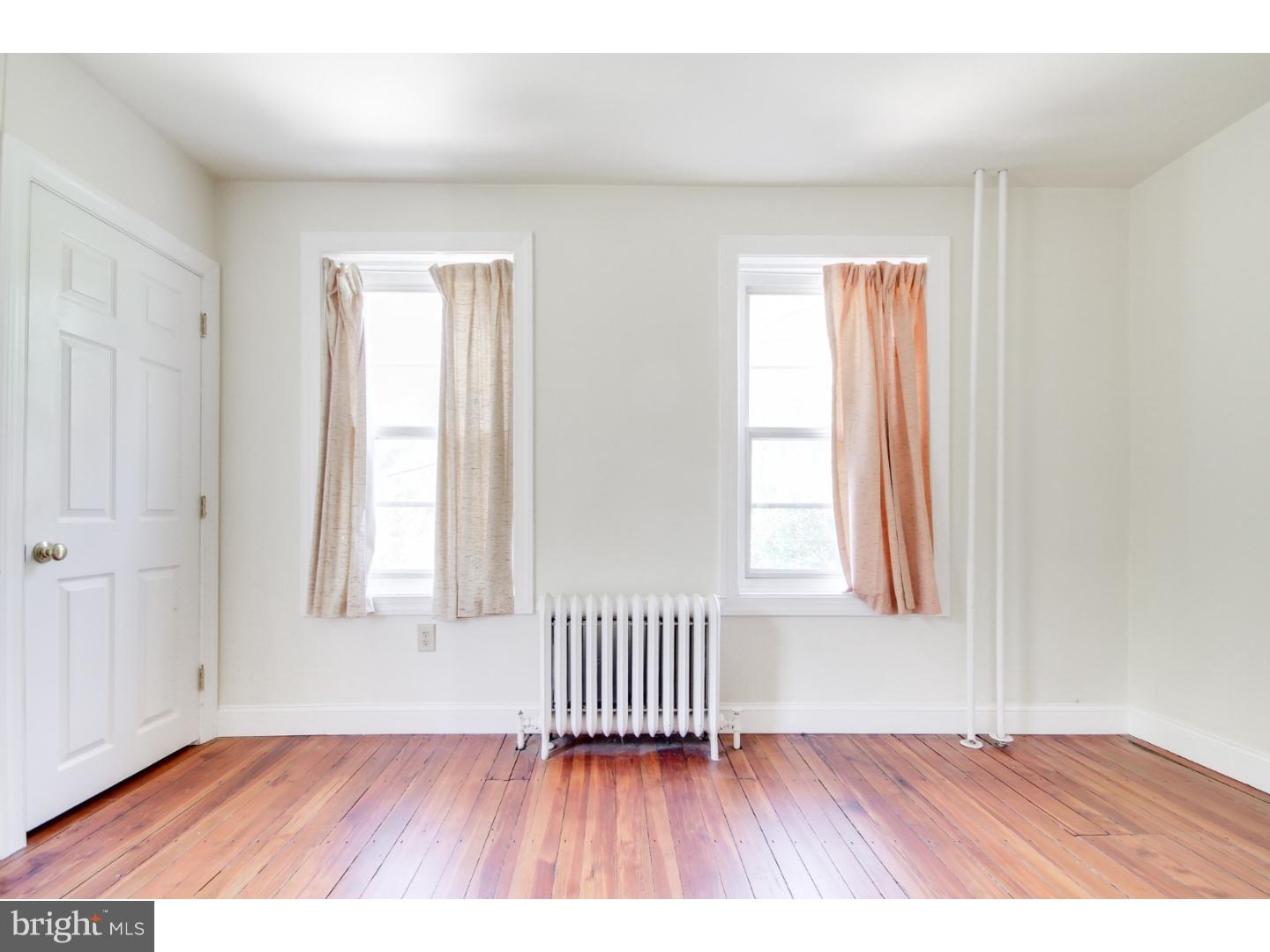 BLUE BELL HILL - Residential