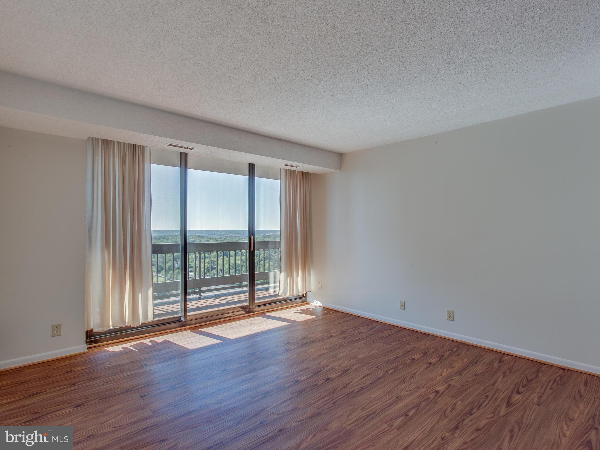 SKYLINE SQUARE CONDO - Residential Lease