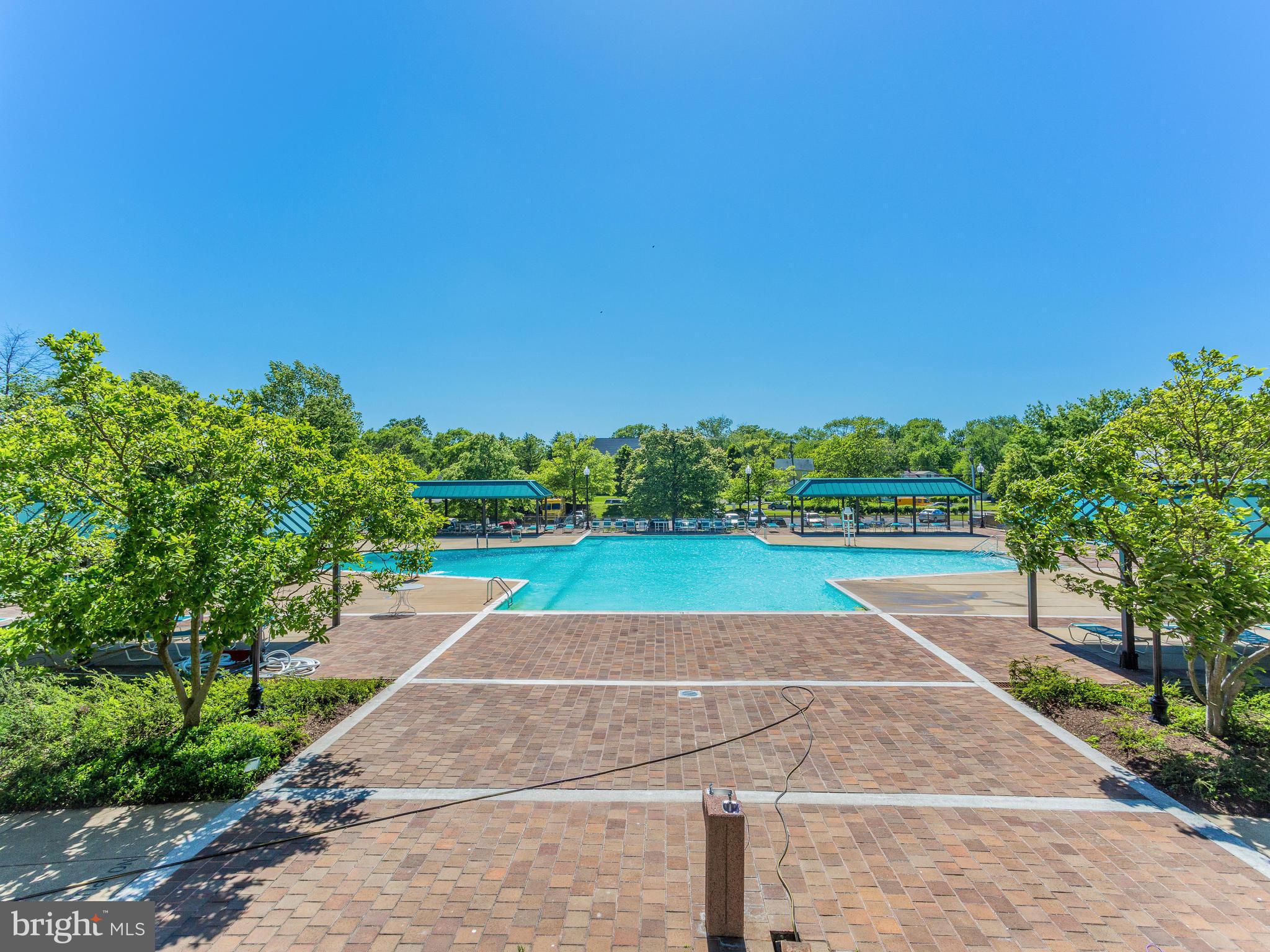 SKYLINE SQUARE CONDO - Residential Lease