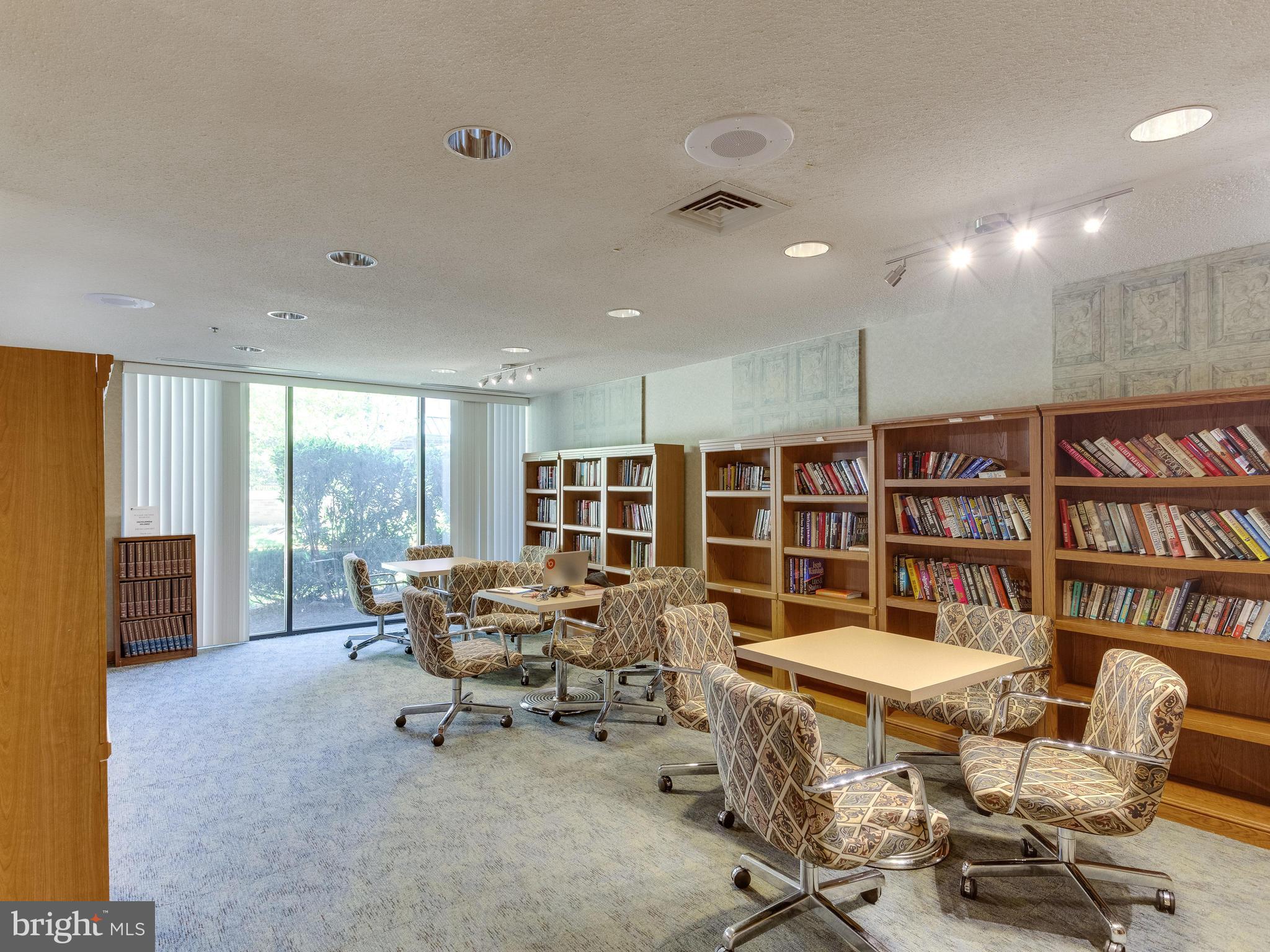 SKYLINE SQUARE CONDO - Residential Lease