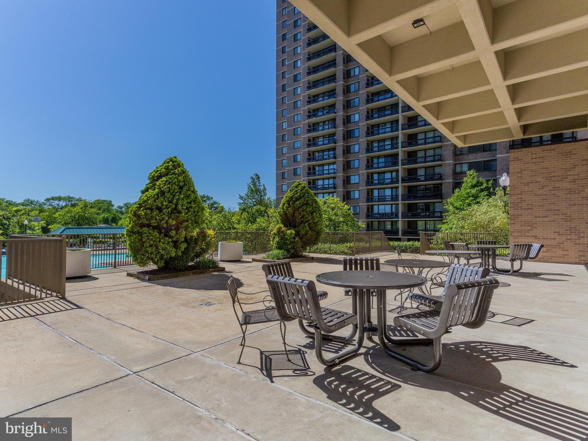 SKYLINE SQUARE CONDO - Residential Lease