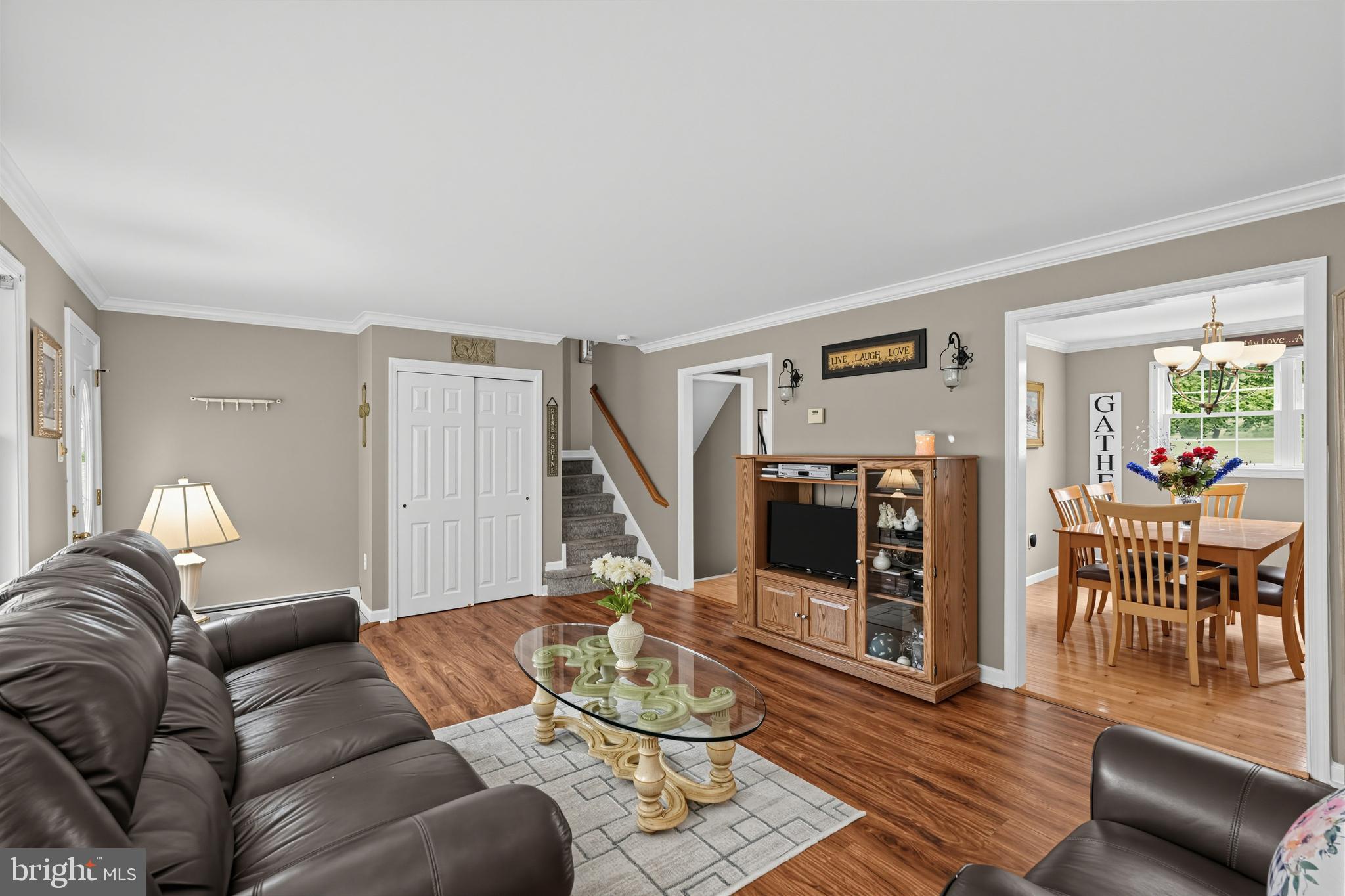462 CYNTHIA AVENUE