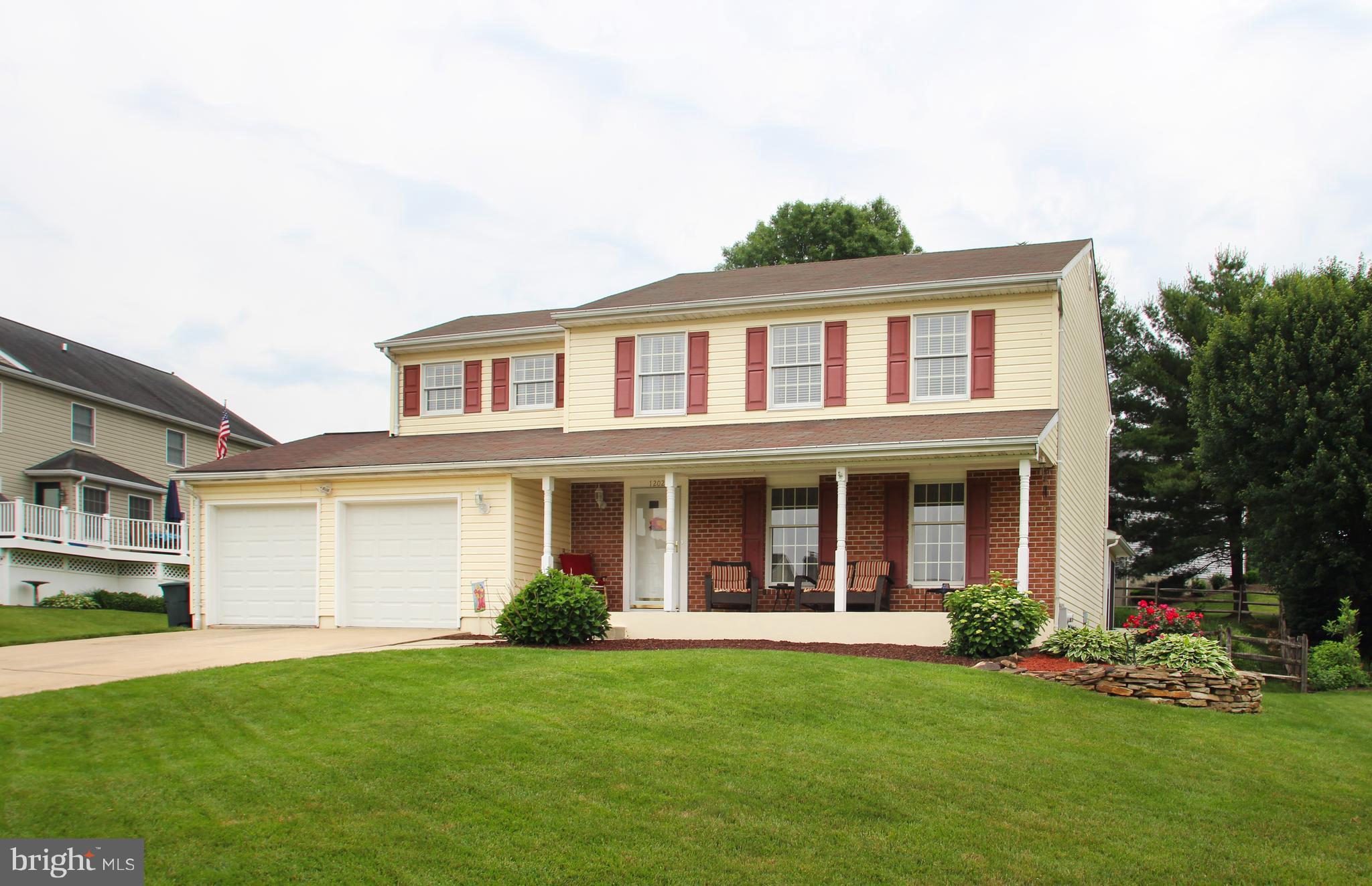 HAMPTON RIDGE - Residential