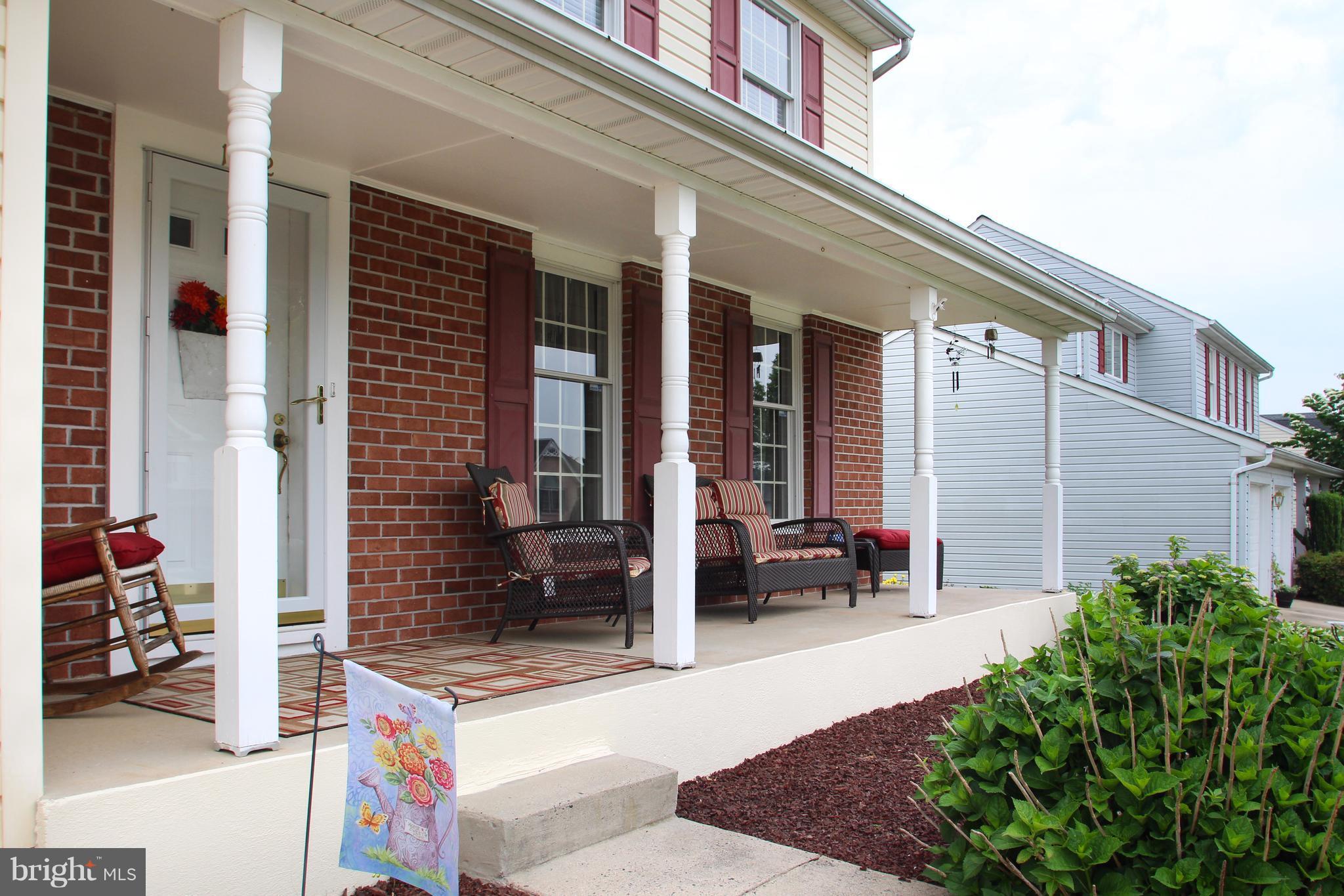 HAMPTON RIDGE - Residential