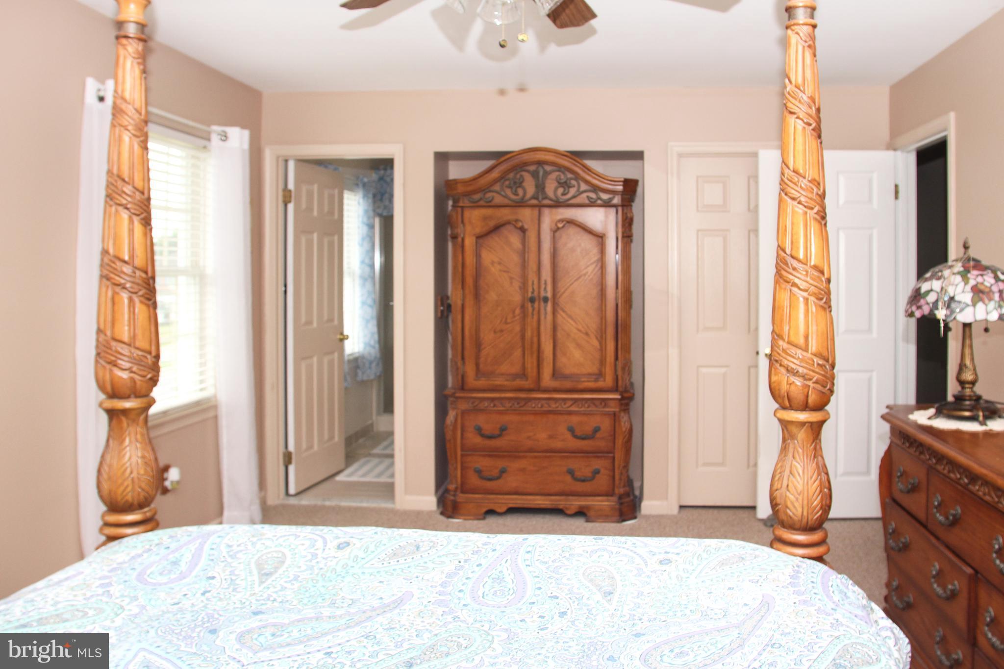 HAMPTON RIDGE - Residential