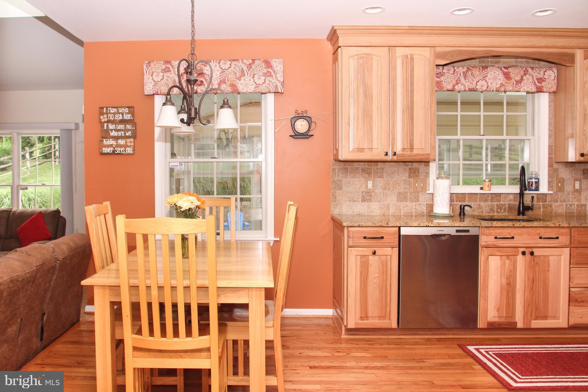 HAMPTON RIDGE - Residential