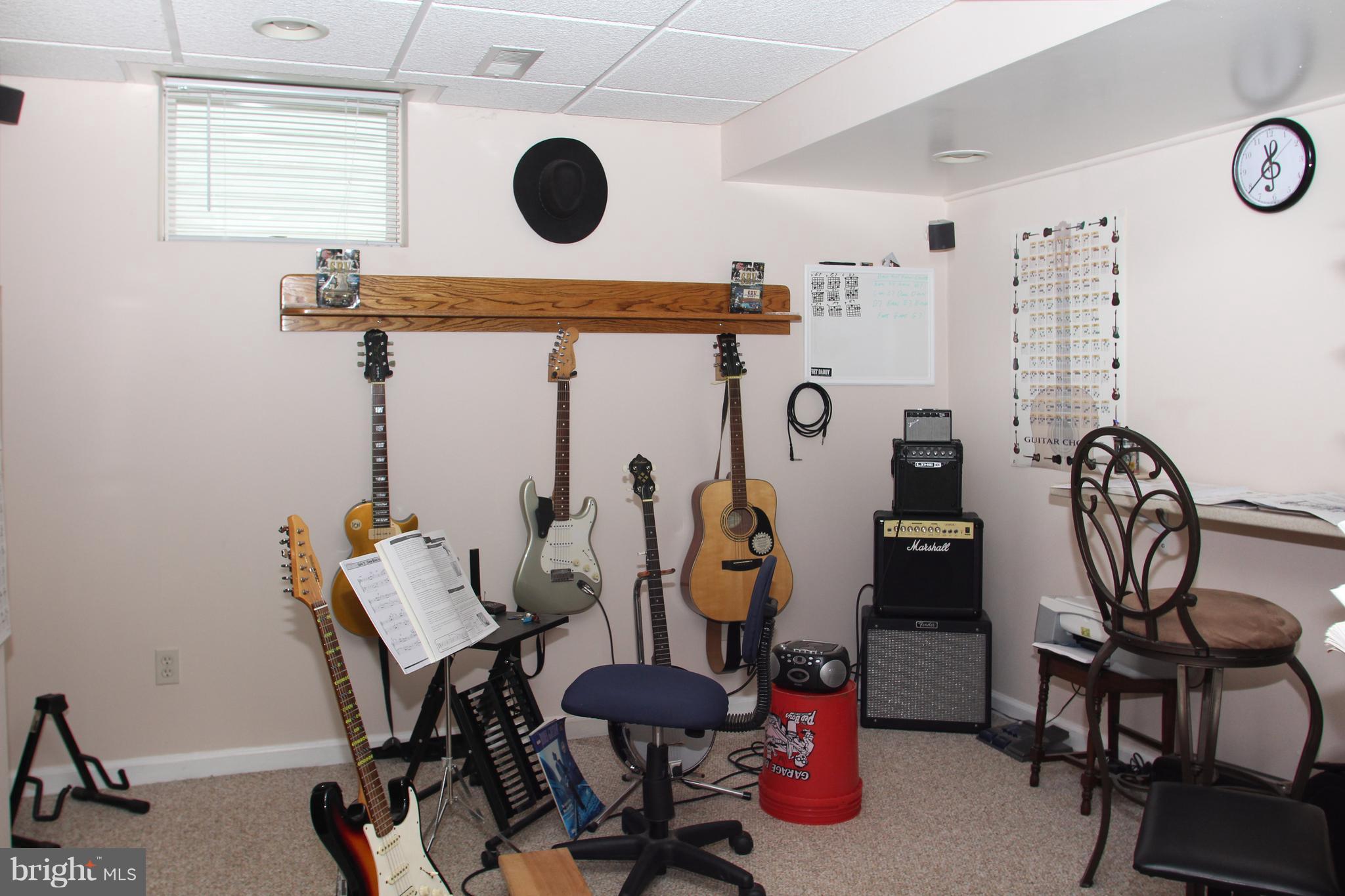 HAMPTON RIDGE - Residential