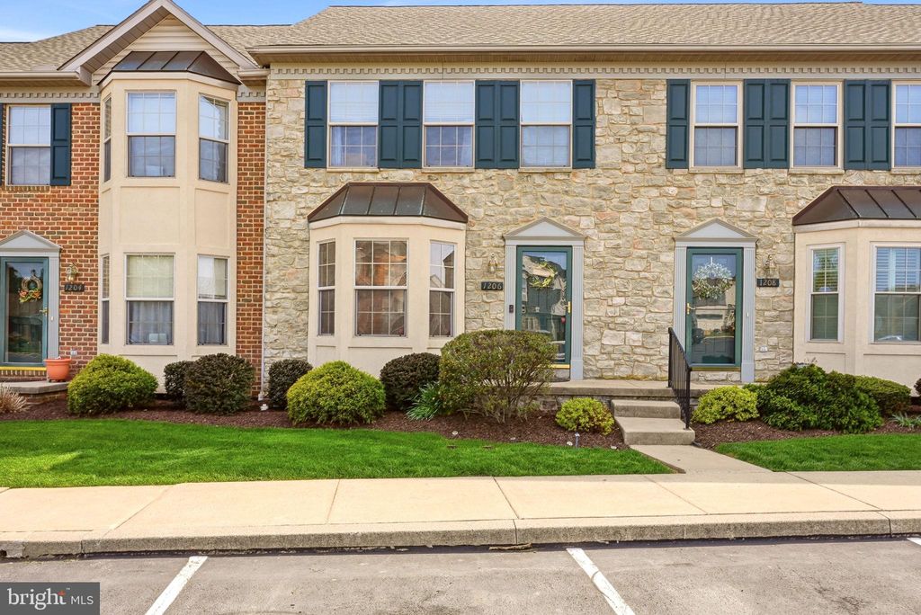 Photo of 1206 Cobblestone Lane, LANCASTER, PA 17601 (MLS # PALA2086470)