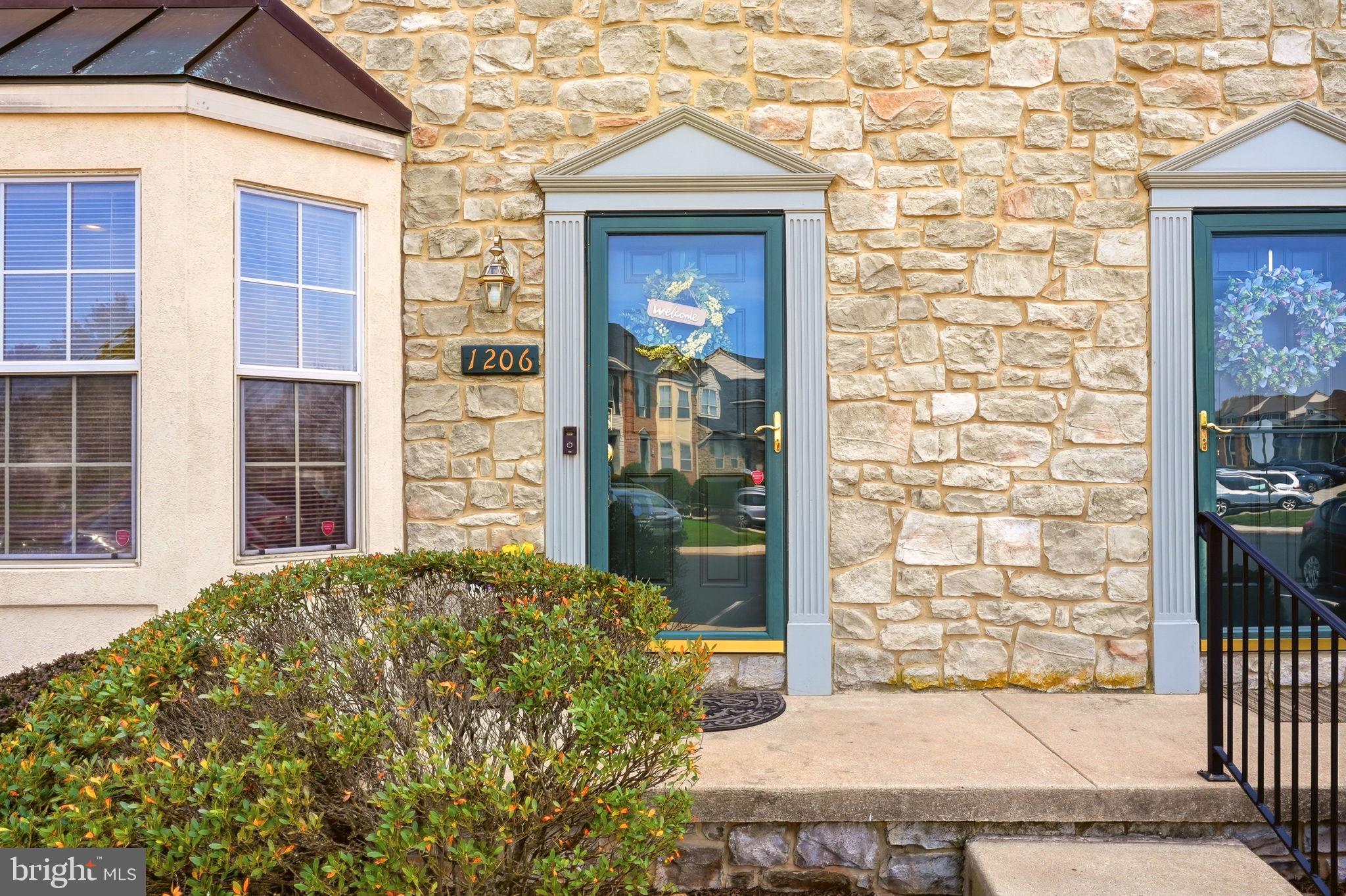 1206 COBBLESTONE LANE