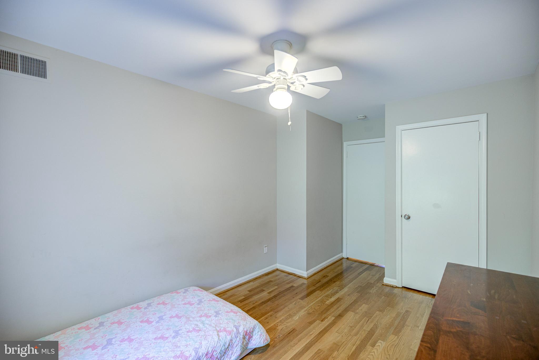 FALLS PLACE TOWNHOUSES - Residential