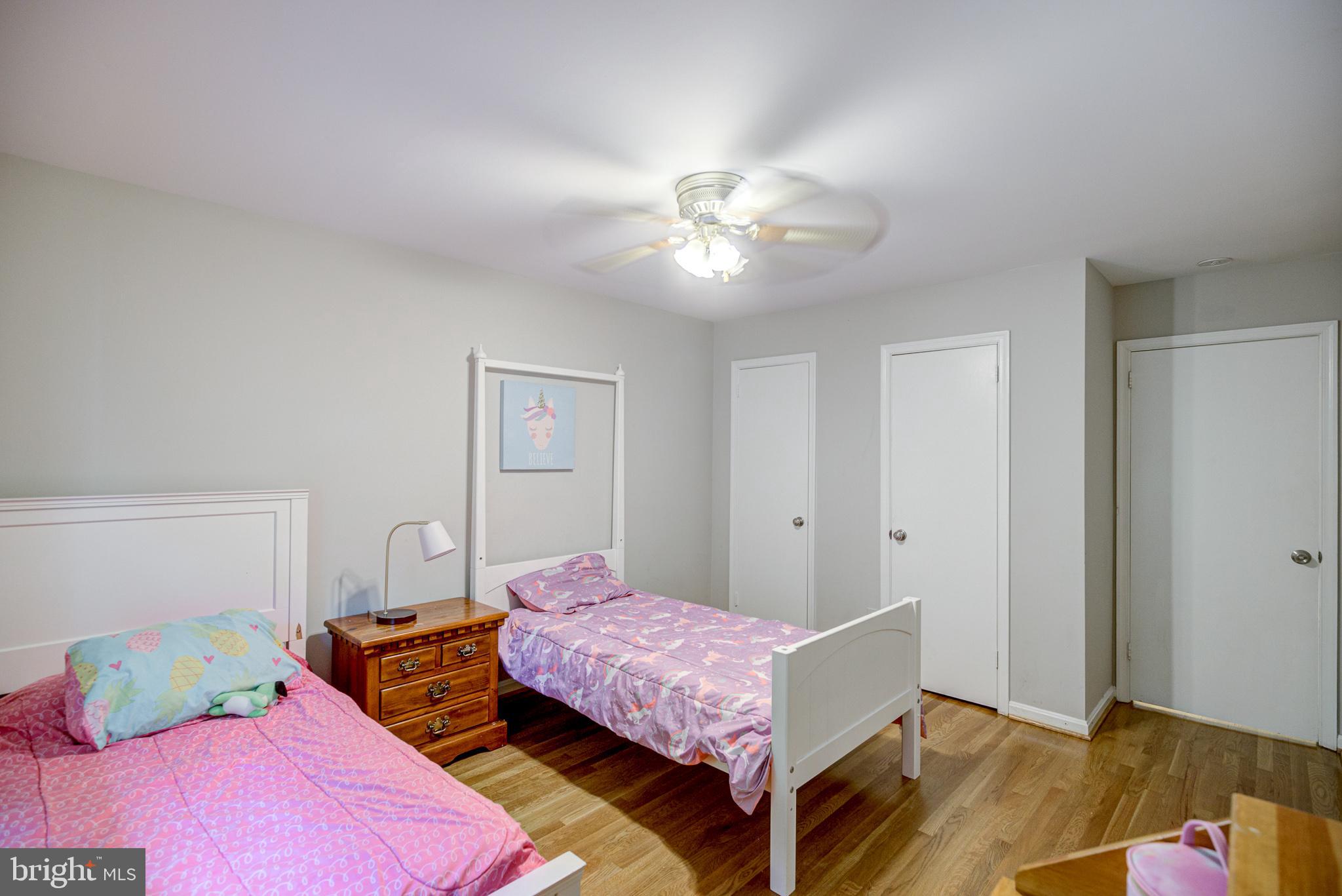 FALLS PLACE TOWNHOUSES - Residential