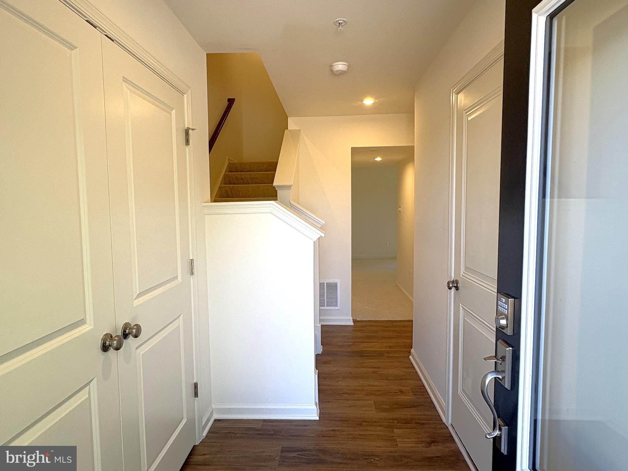 10 MAGNOLIA COURT