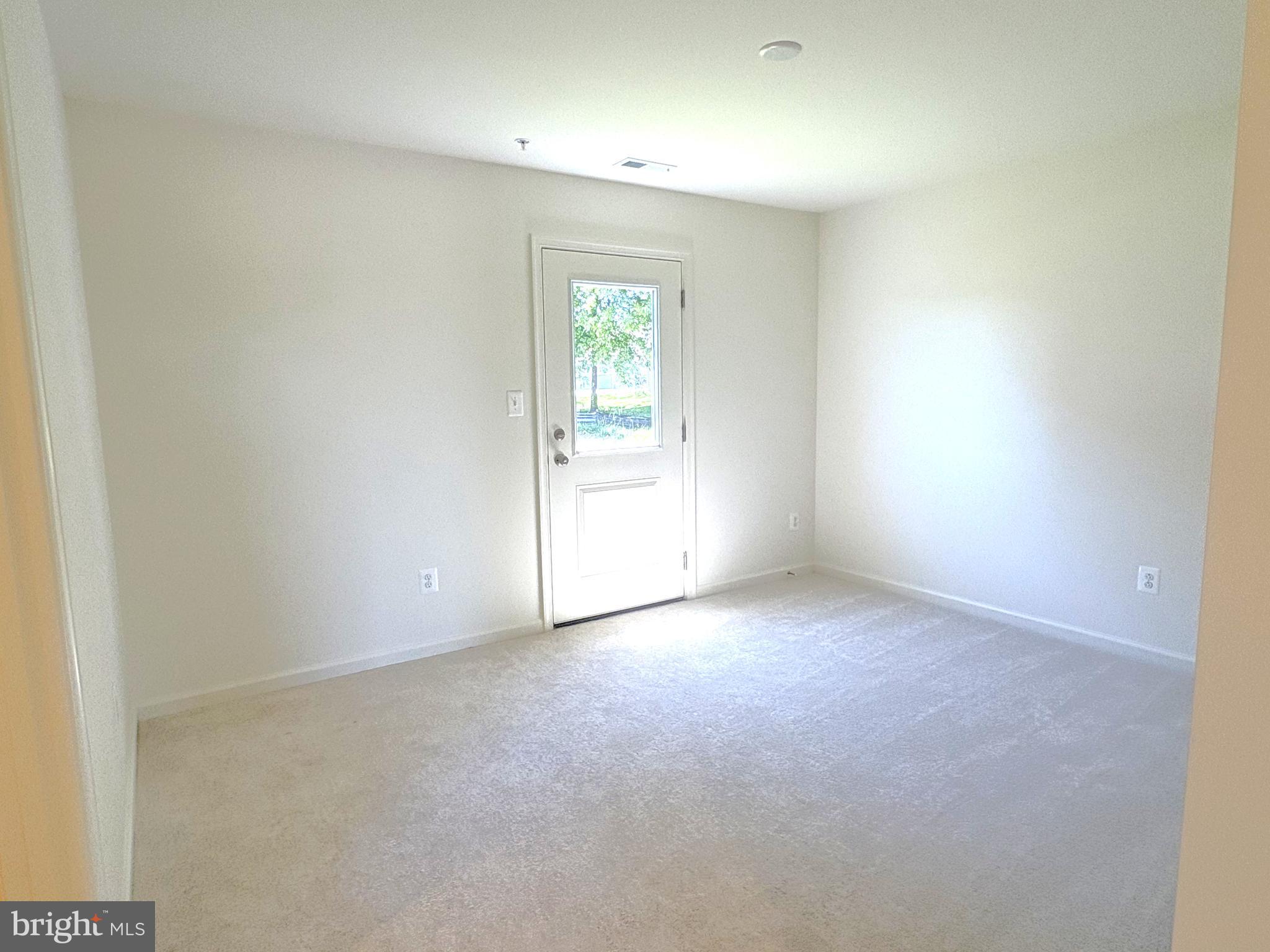 10 MAGNOLIA COURT
