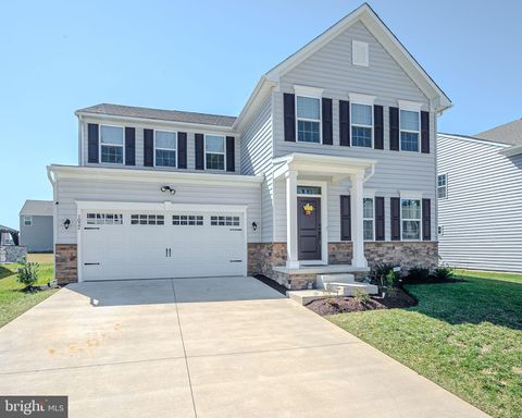 Photo of 1032 Applecross Drive, MIDDLETOWN, DE 19709 (MLS # DENC2077812)