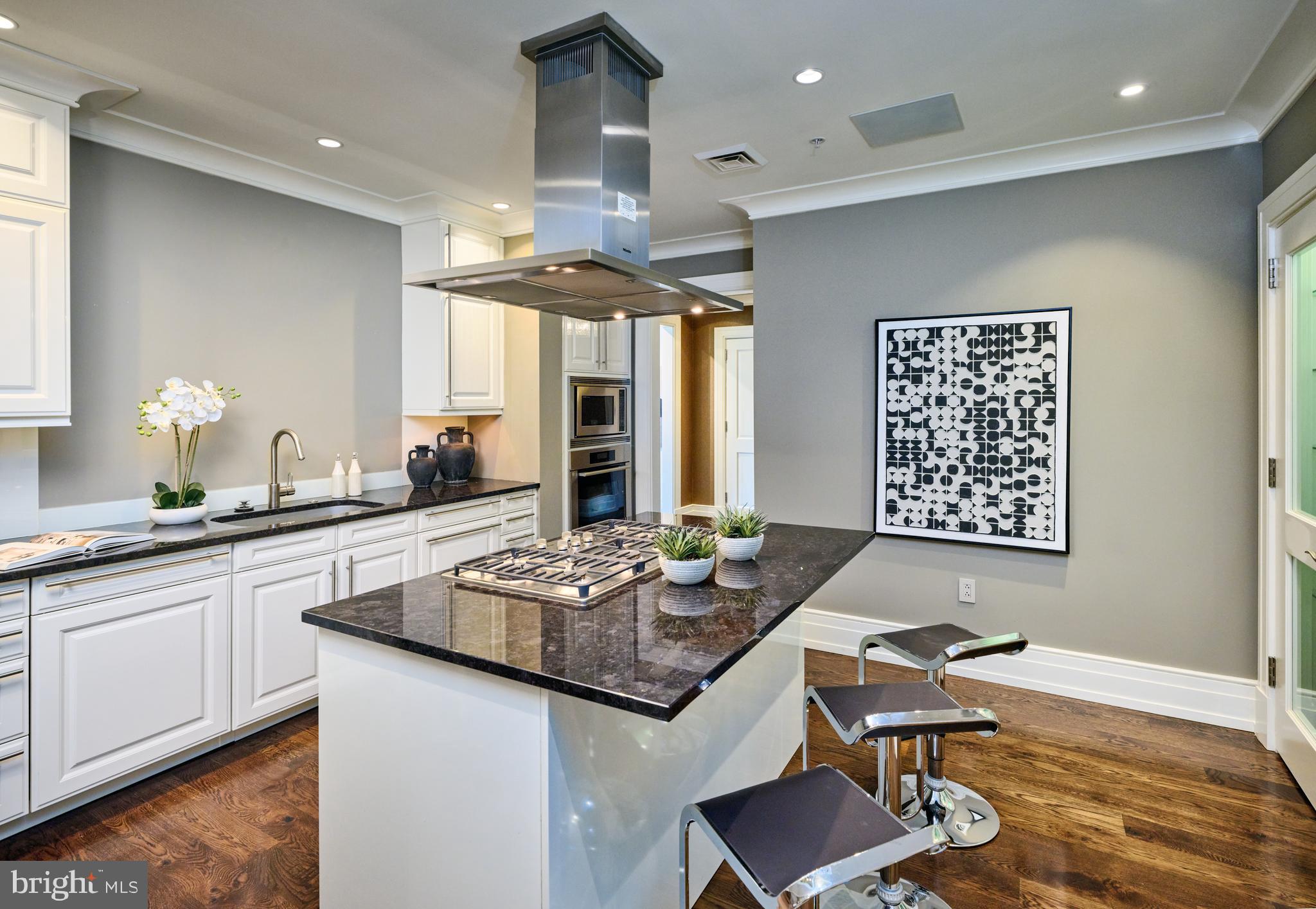 RITTENHOUSE SQUARE - Residential