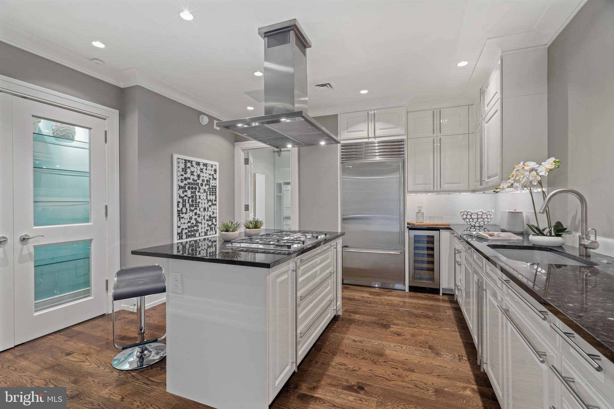 RITTENHOUSE SQUARE - Residential
