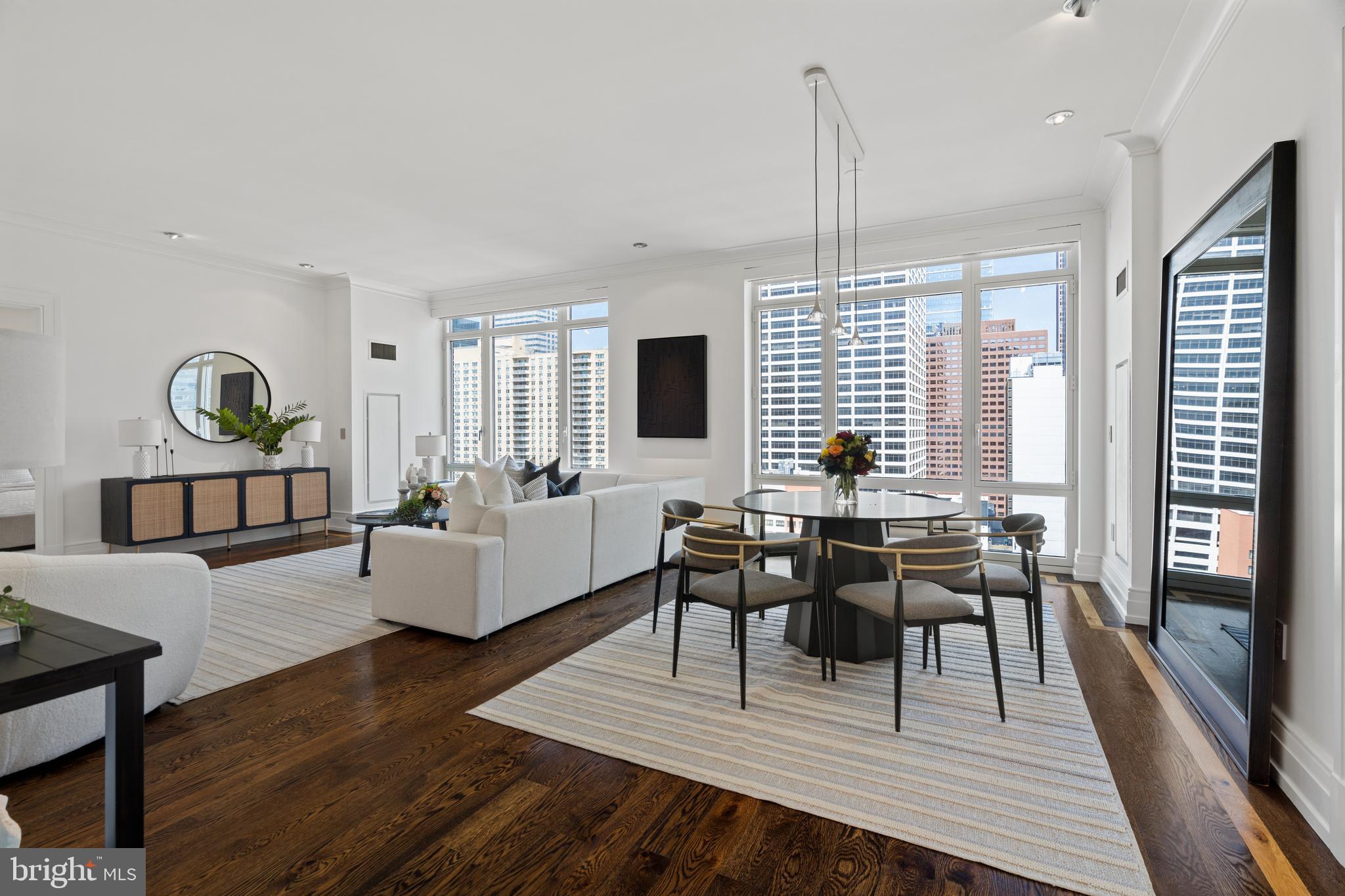 RITTENHOUSE SQUARE - Residential
