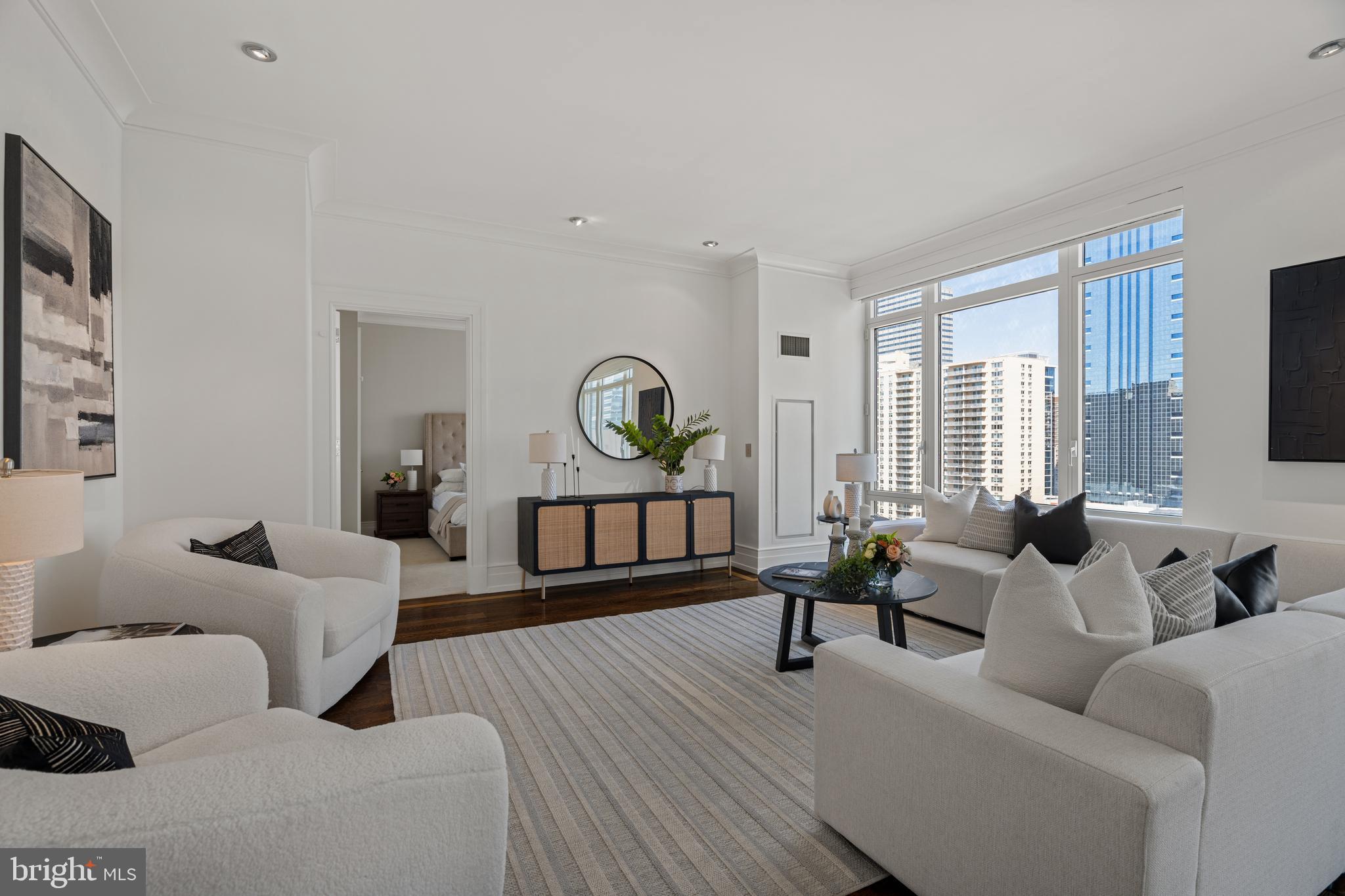 RITTENHOUSE SQUARE - Residential