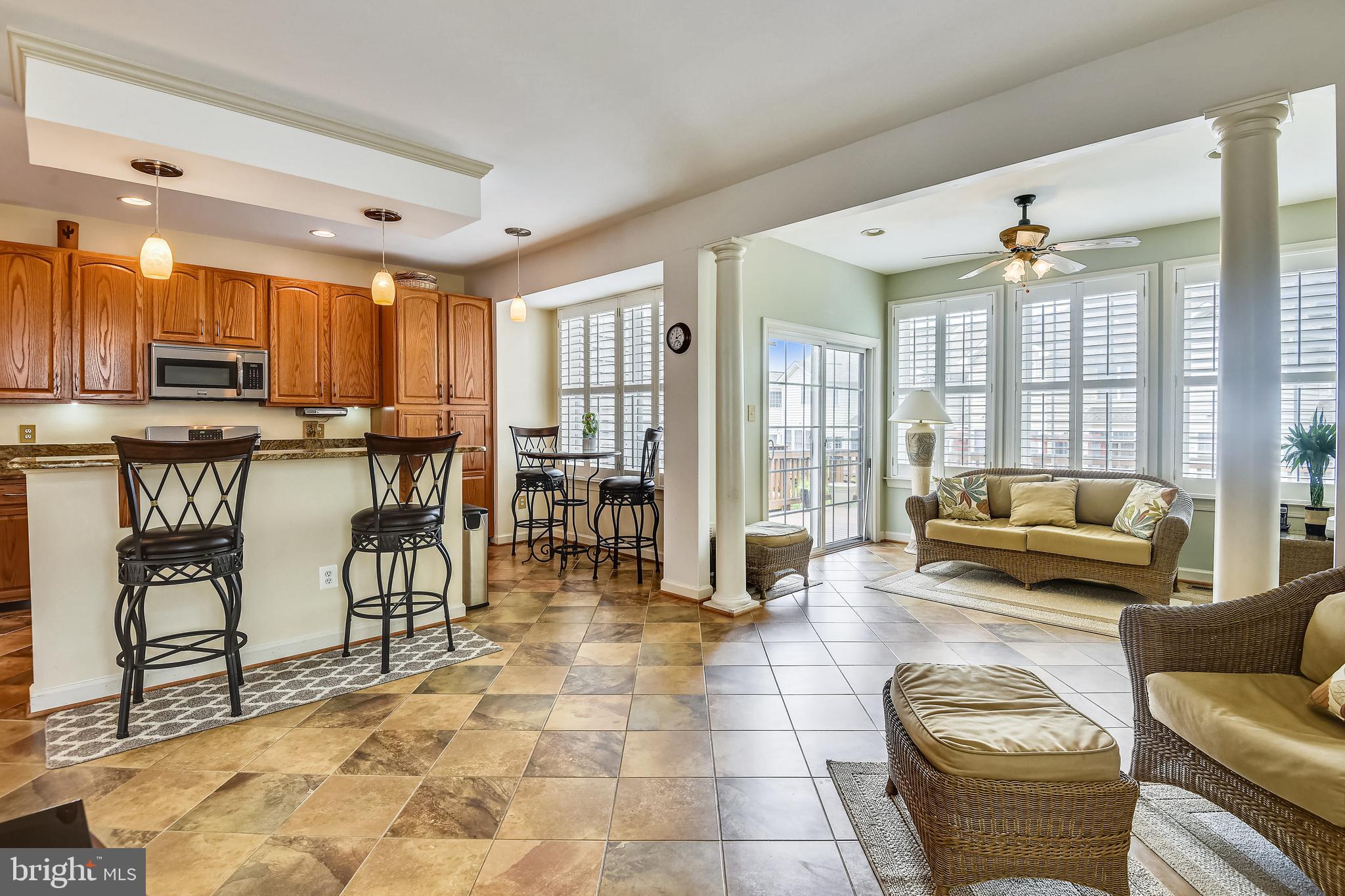 HIGHLAND OAKS - Residential Lease