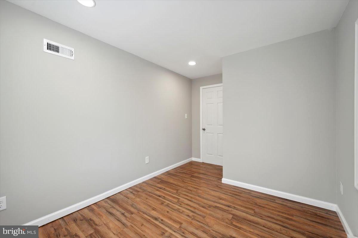 2242 E ALLEGHENY AVENUE