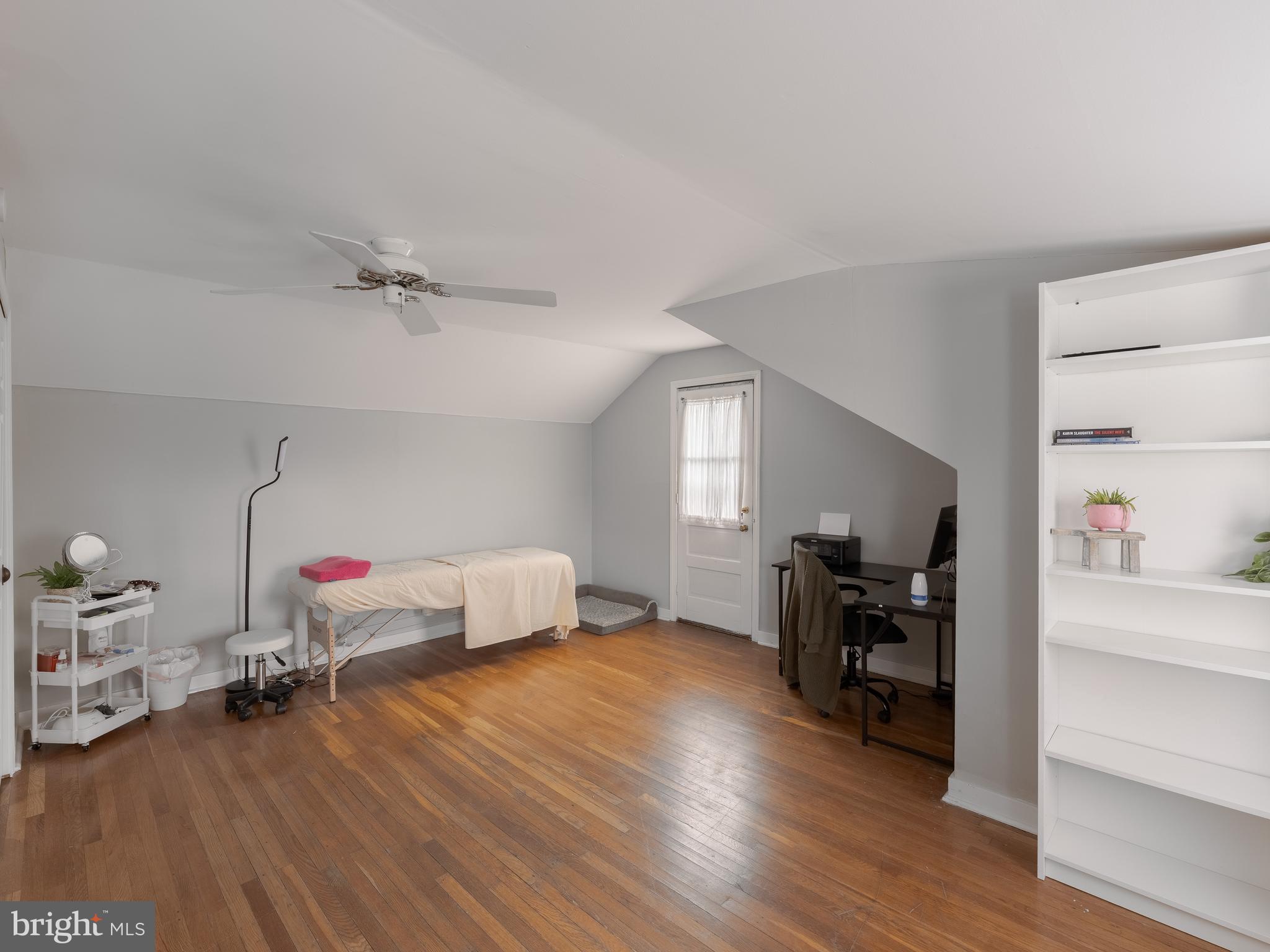 NORTH HILLS - Residential