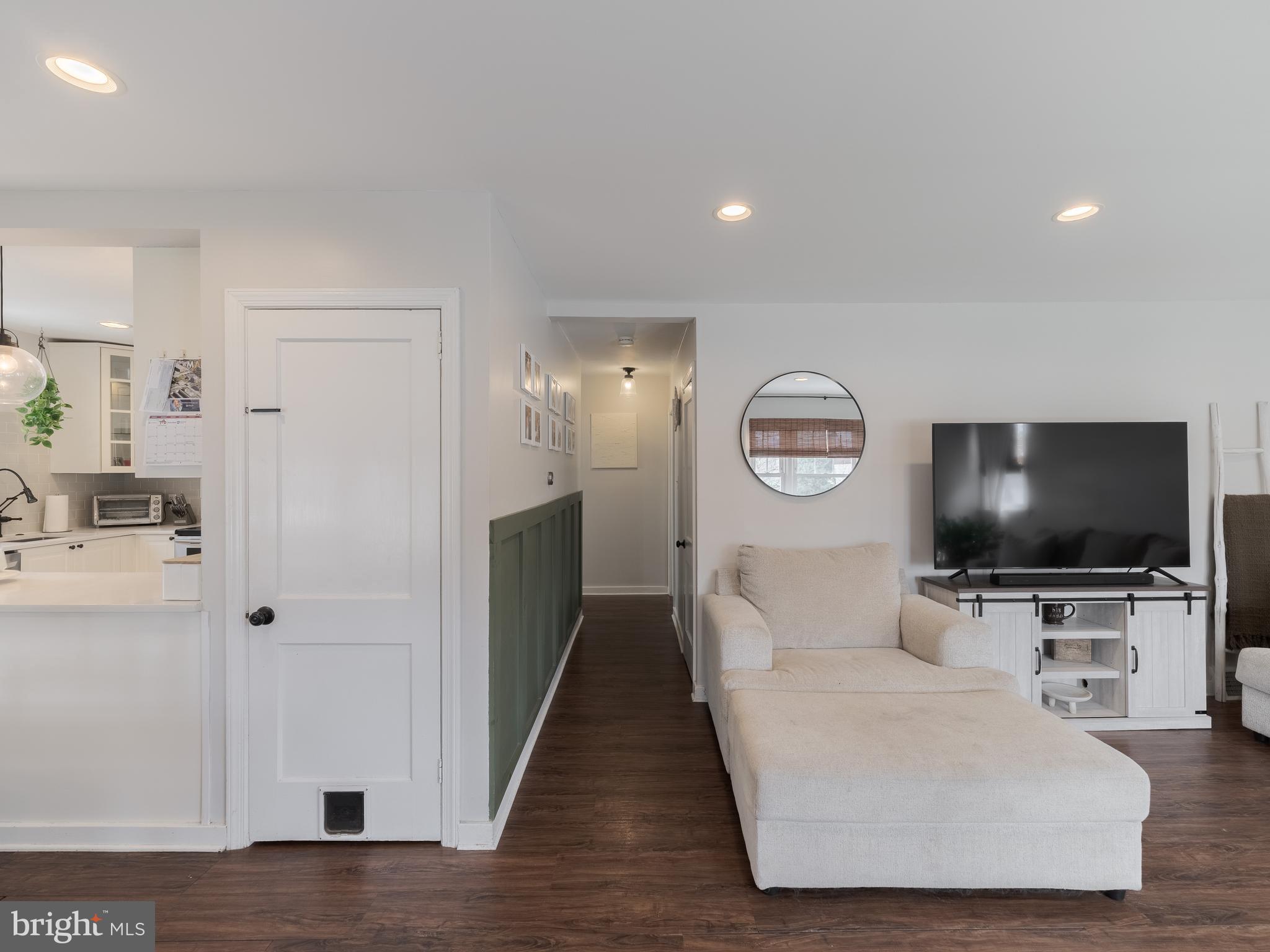 NORTH HILLS - Residential