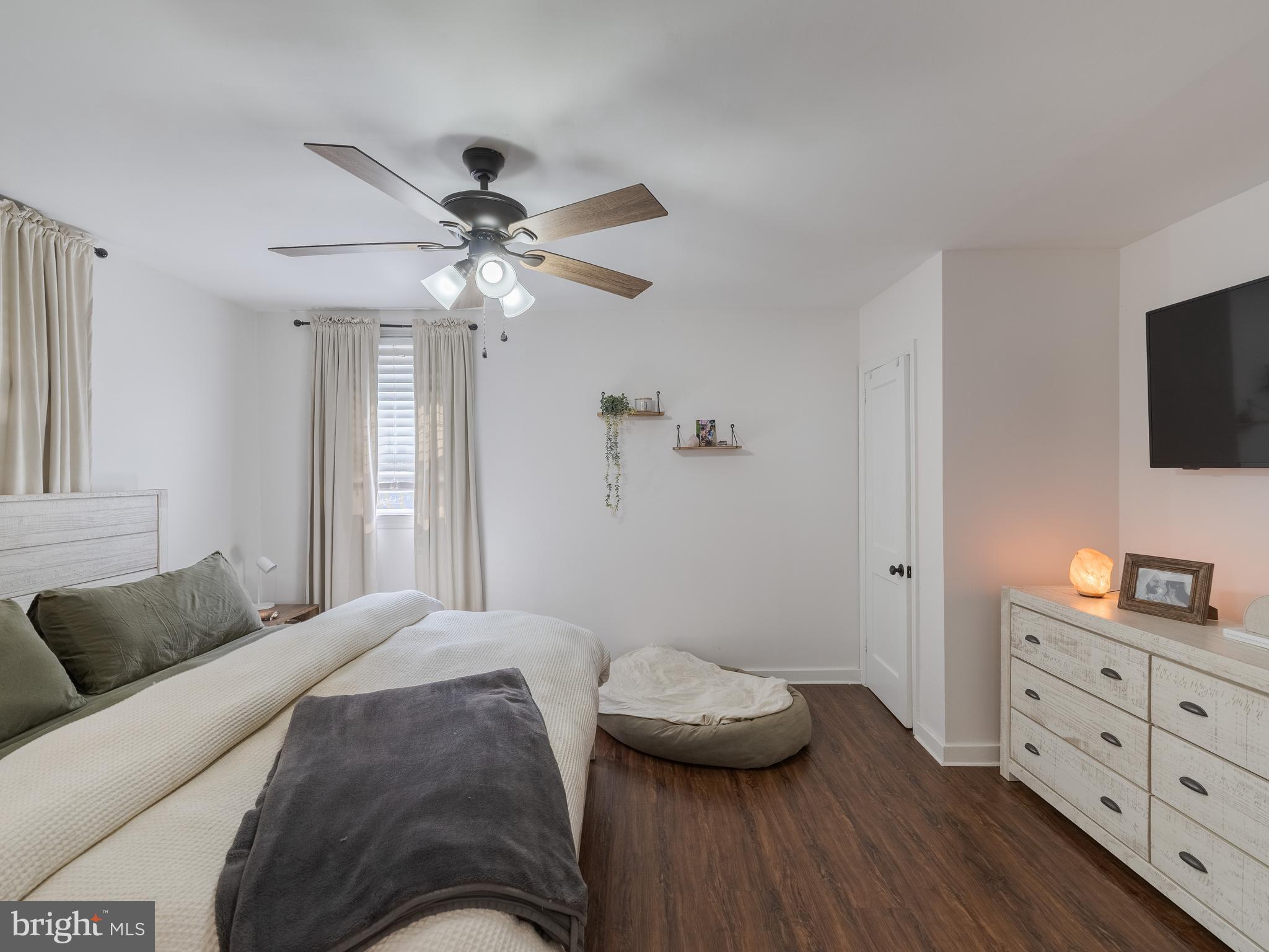 NORTH HILLS - Residential