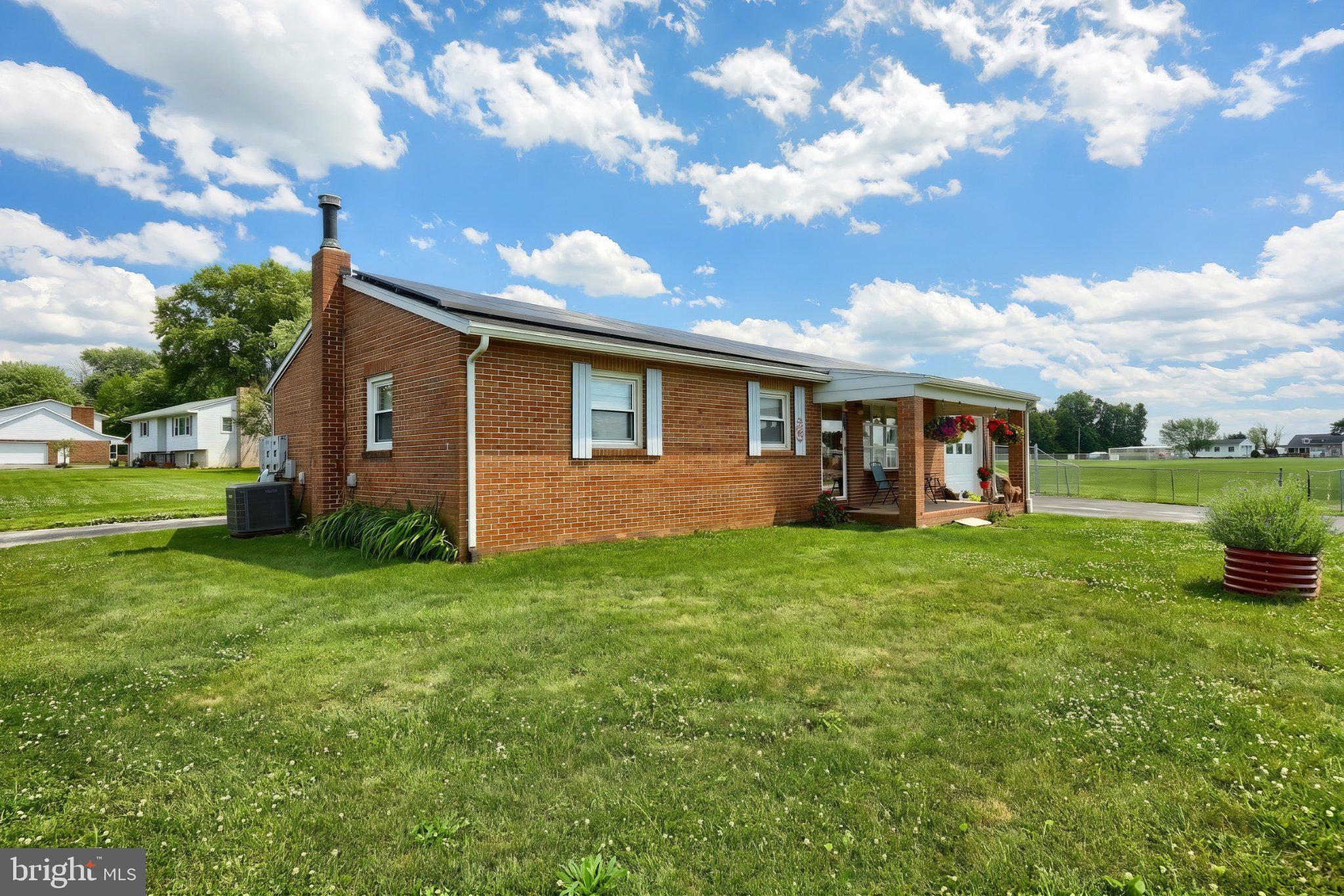 7 ELM AVENUE