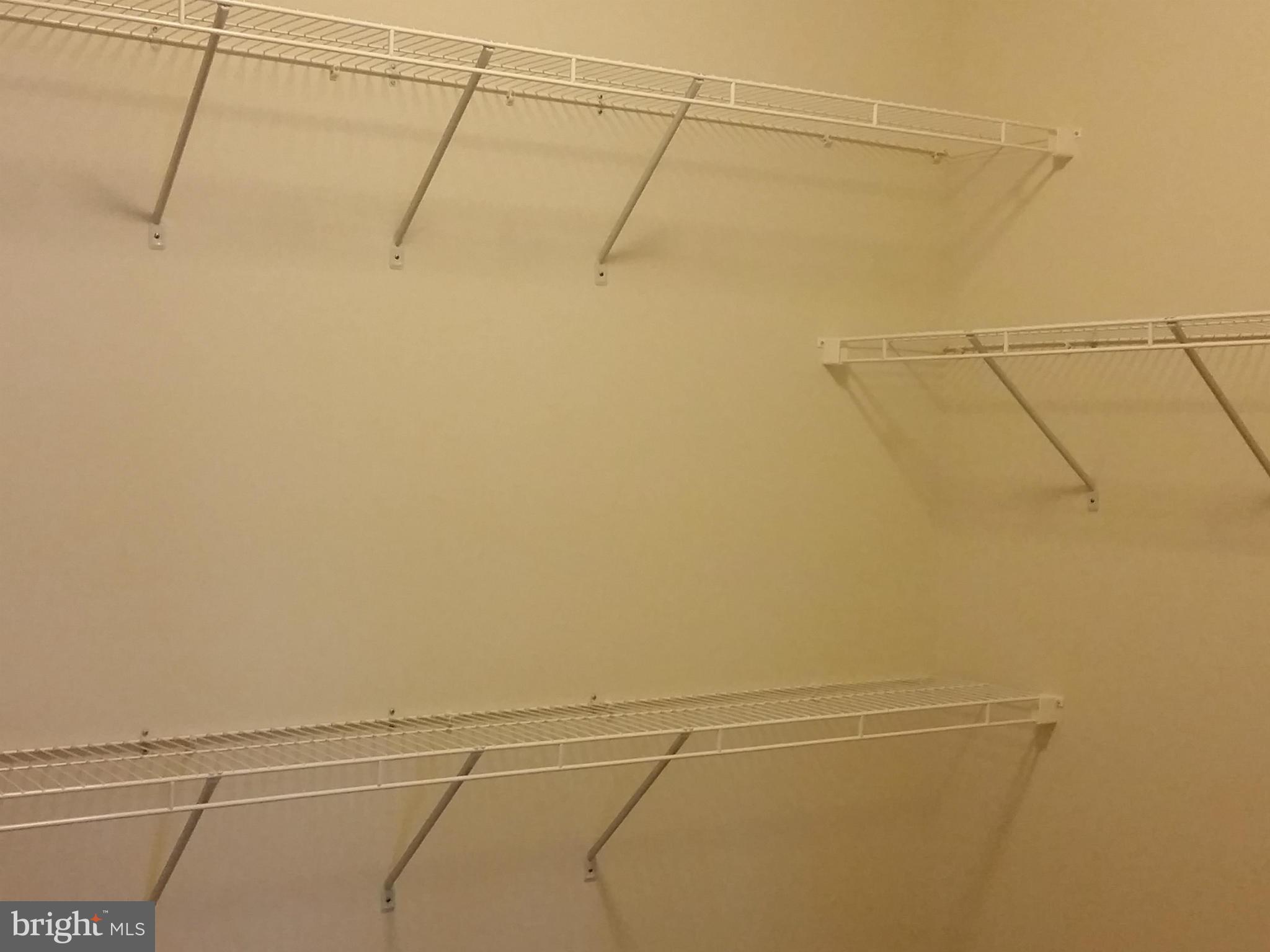 COLONIAL CHARLES - Residential