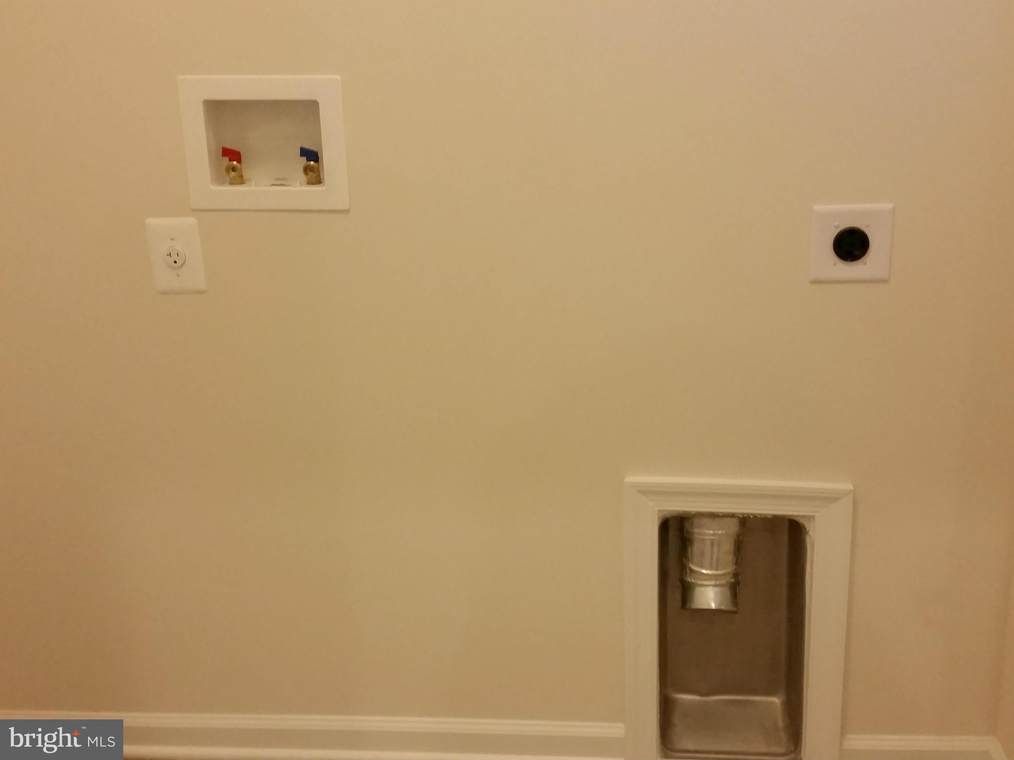 COLONIAL CHARLES - Residential