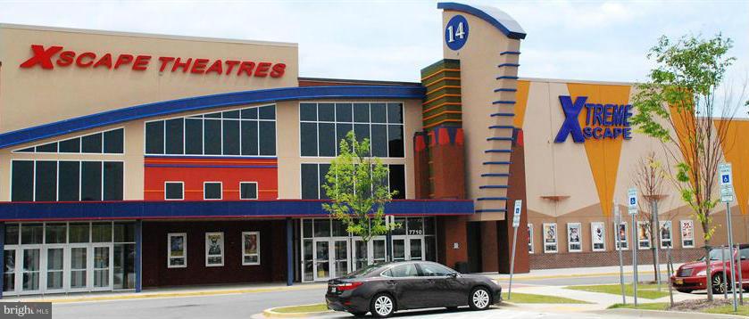 COLONIAL CHARLES - Residential