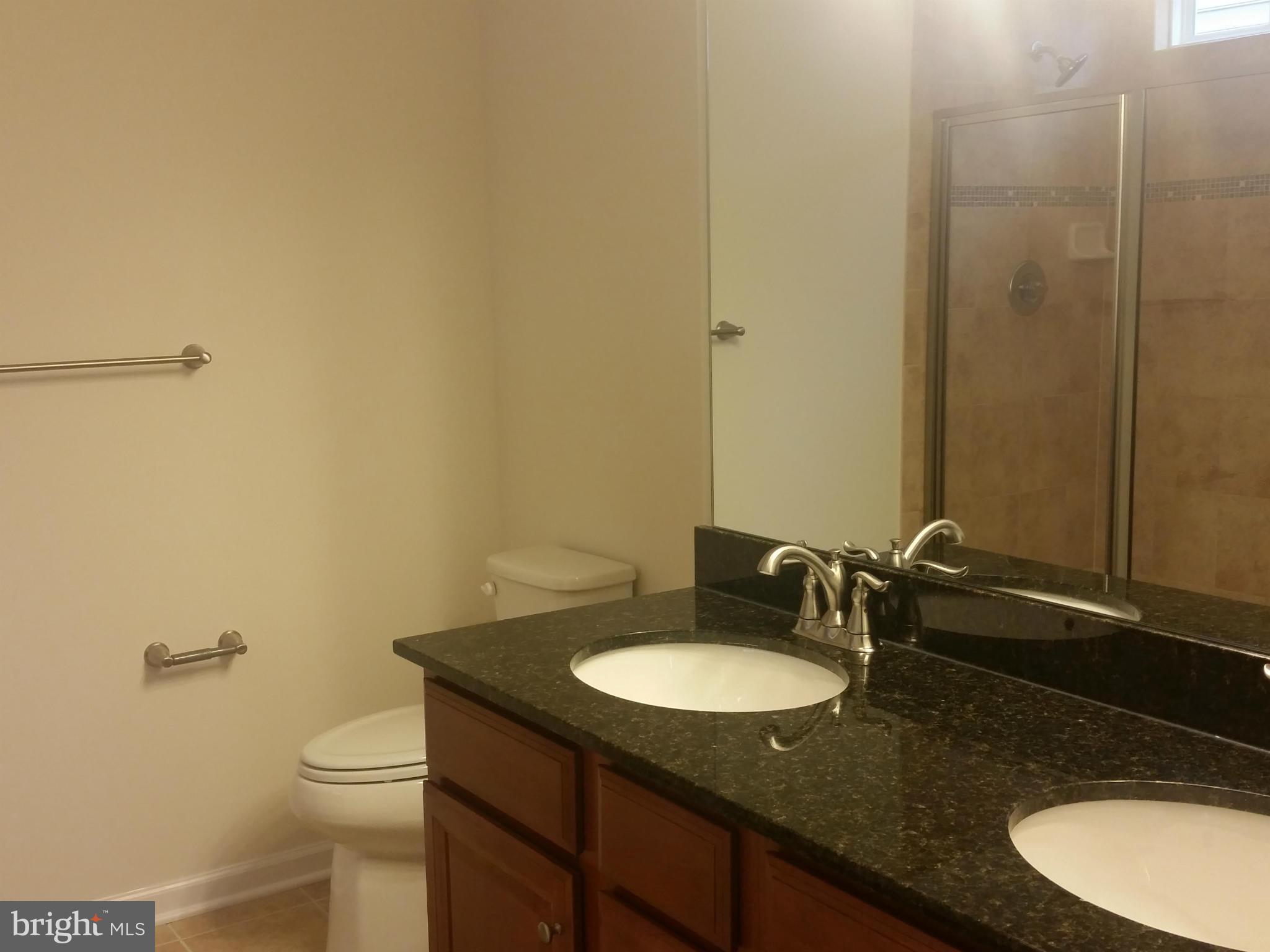 COLONIAL CHARLES - Residential