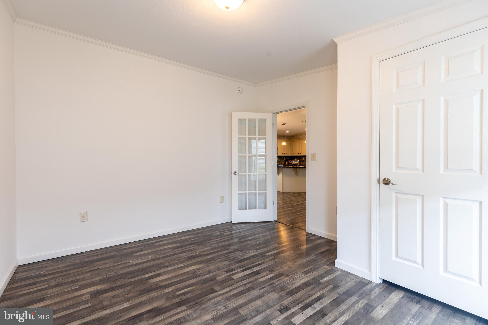 SHIPPENSBURG VILLAGE - Residential