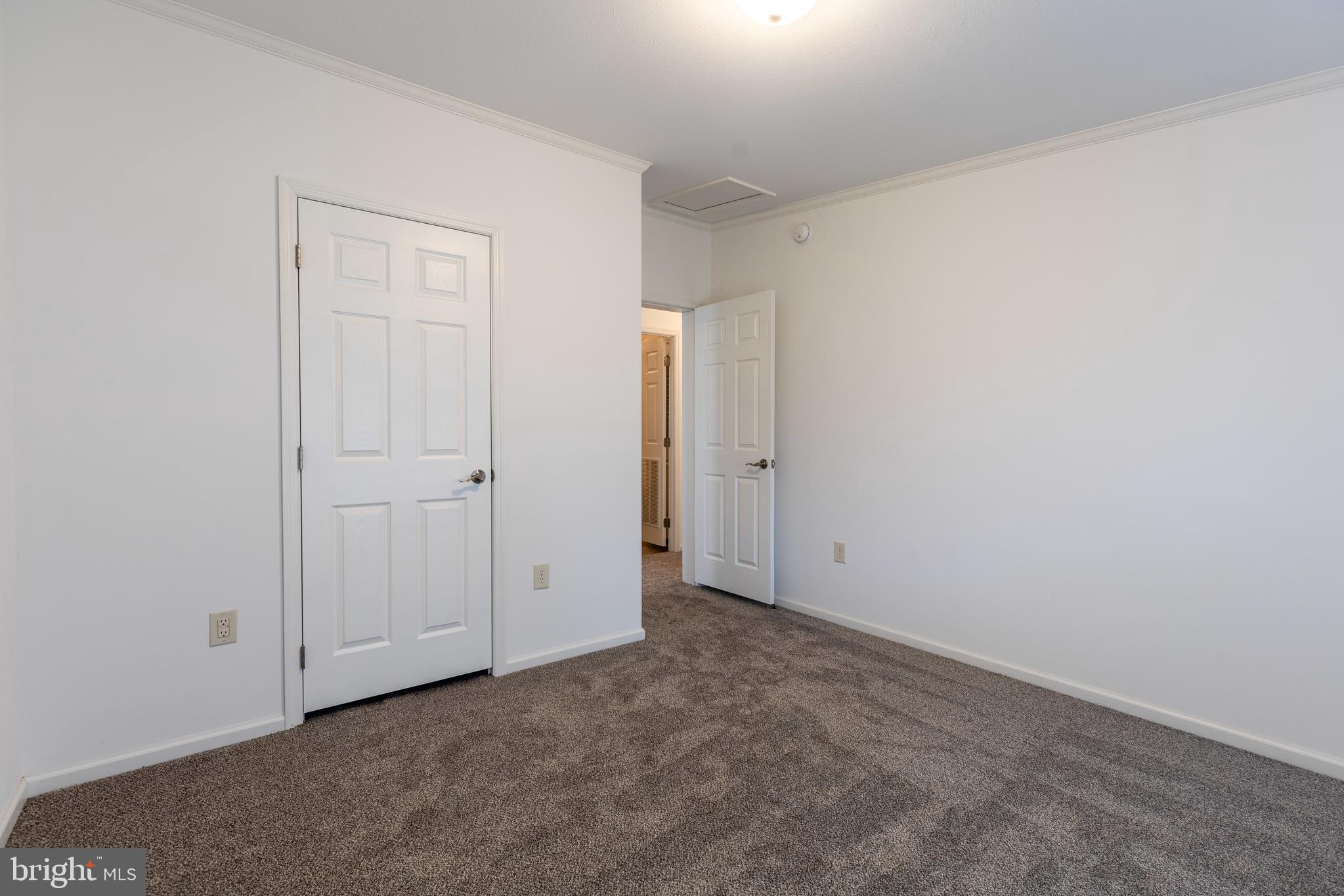 SHIPPENSBURG VILLAGE - Residential