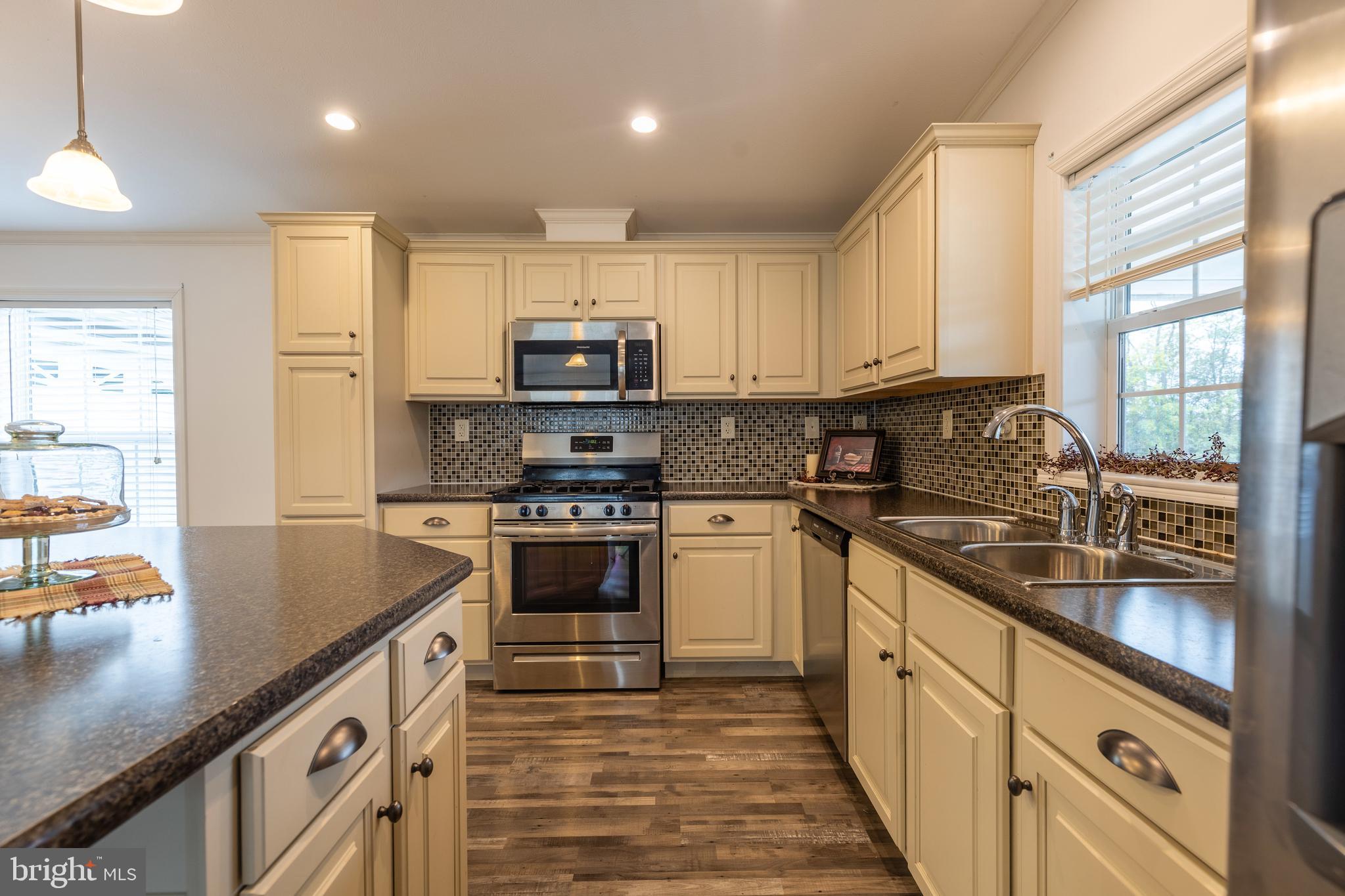 SHIPPENSBURG VILLAGE - Residential