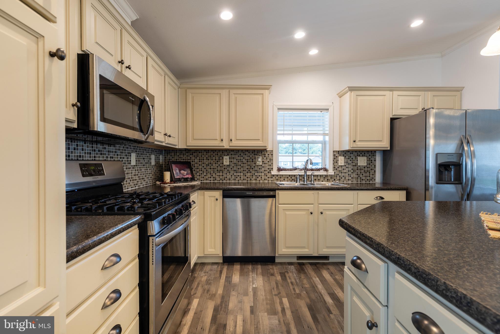 SHIPPENSBURG VILLAGE - Residential