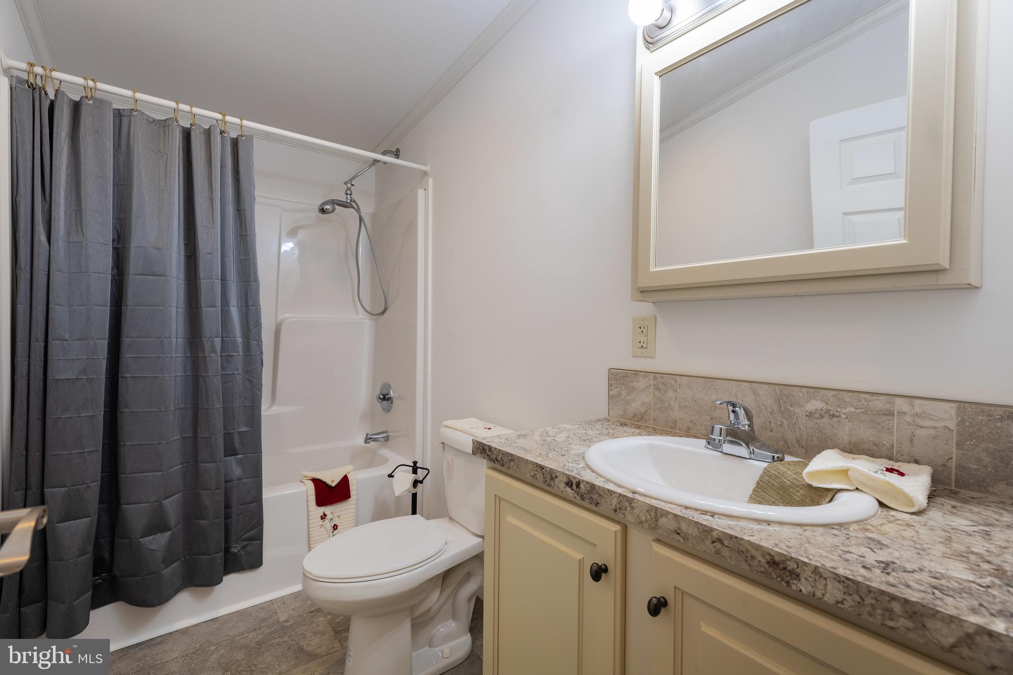 SHIPPENSBURG VILLAGE - Residential