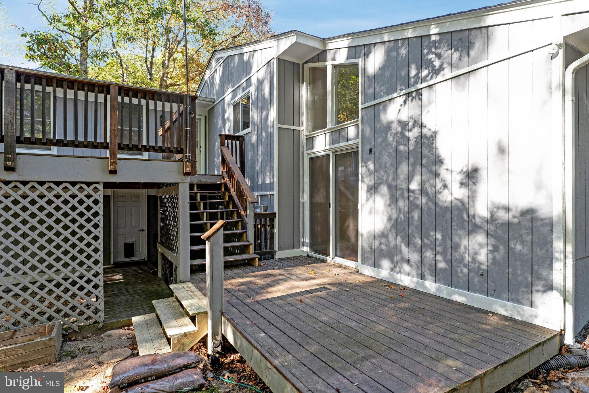 CAMELOT - Residential Lease