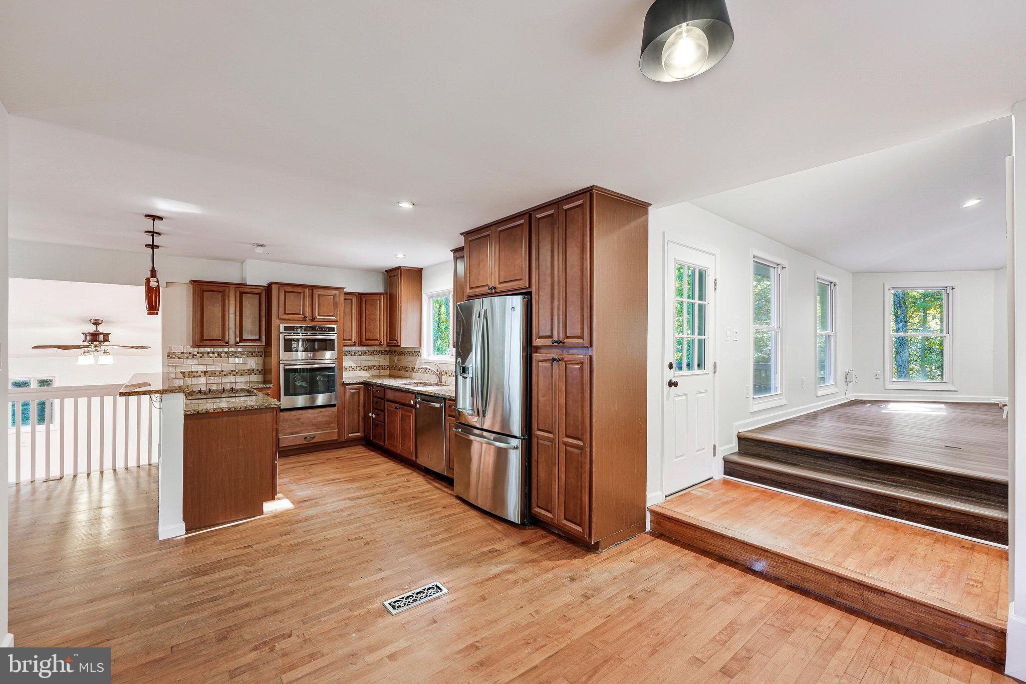 CAMELOT - Residential Lease