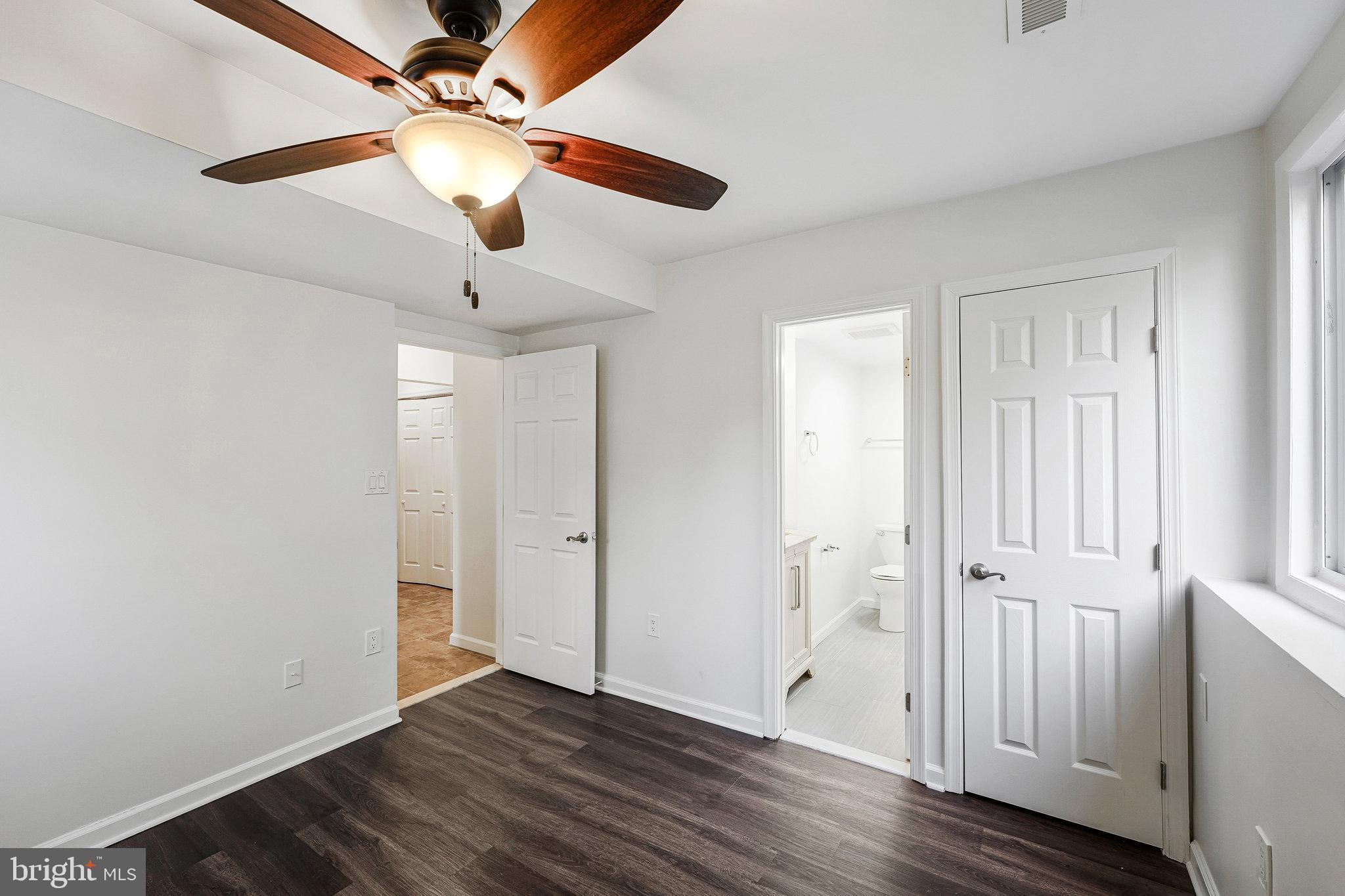 CAMELOT - Residential Lease