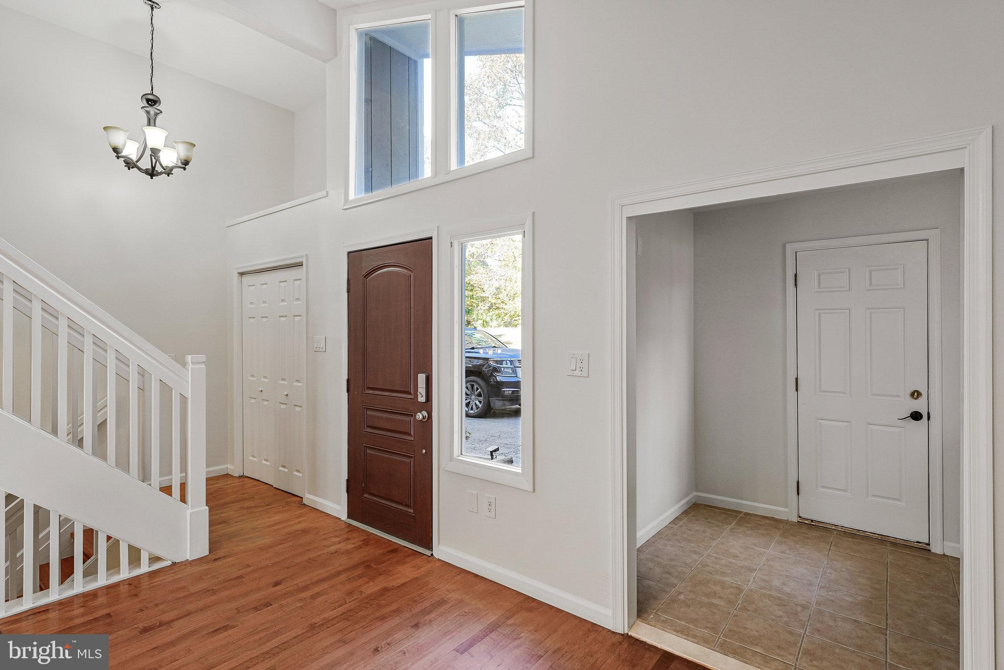 CAMELOT - Residential Lease