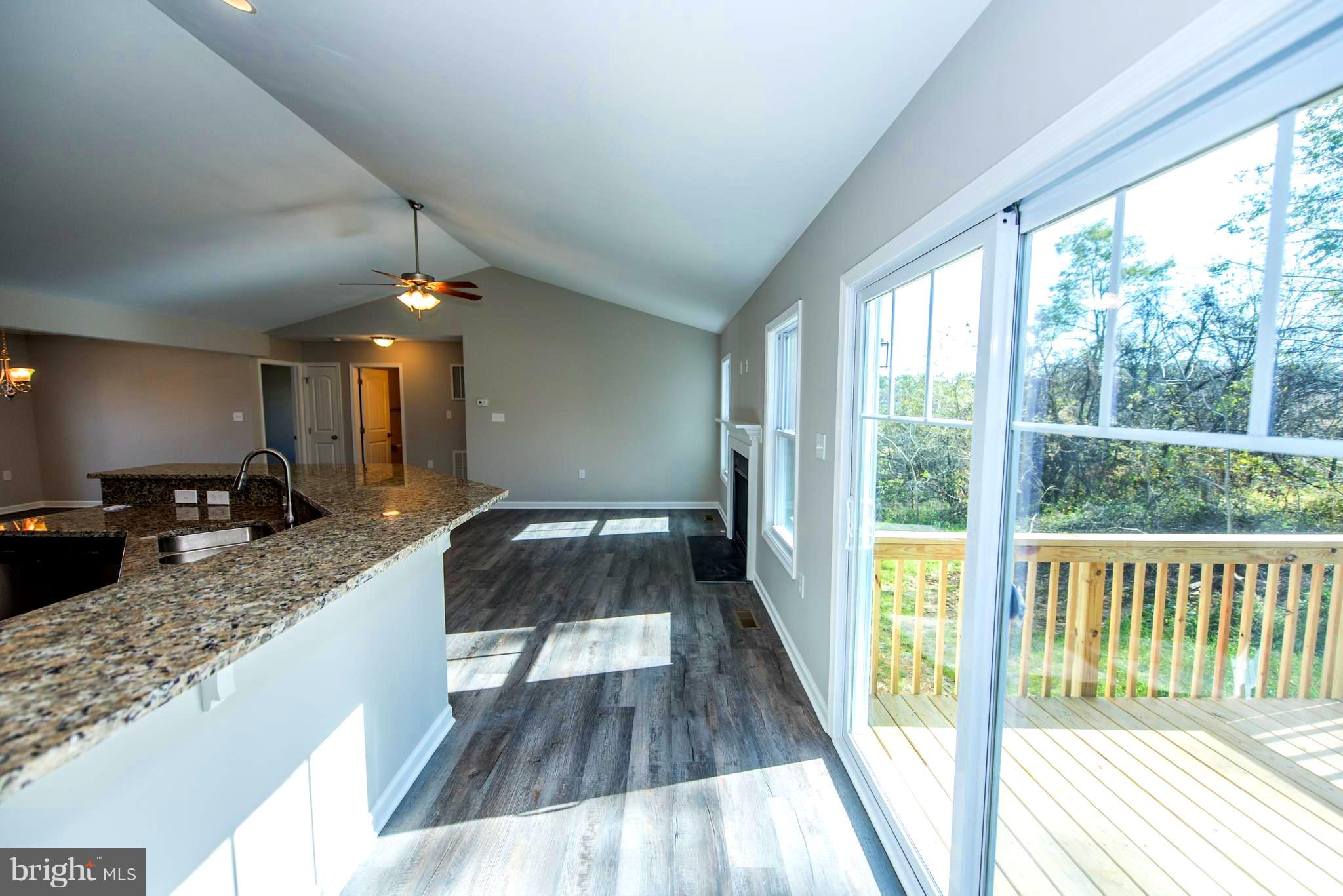 RED HILL - Residential