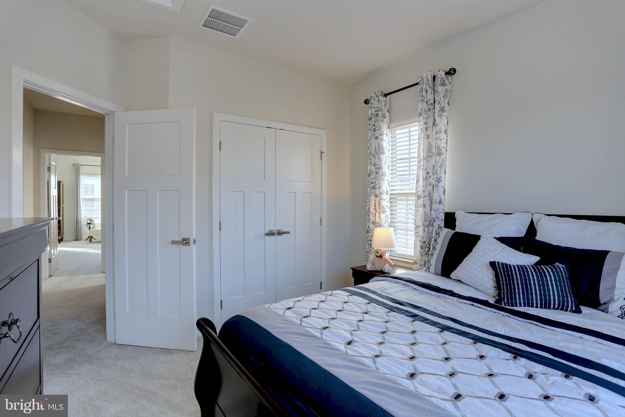 WESTSIDE - Residential