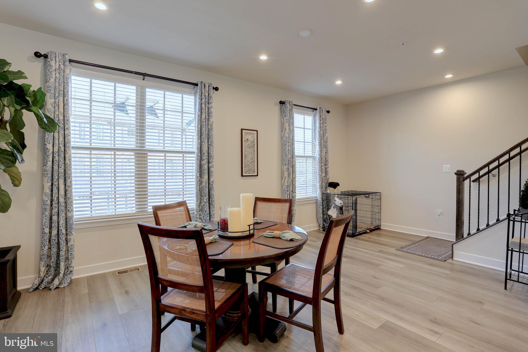 WESTSIDE - Residential