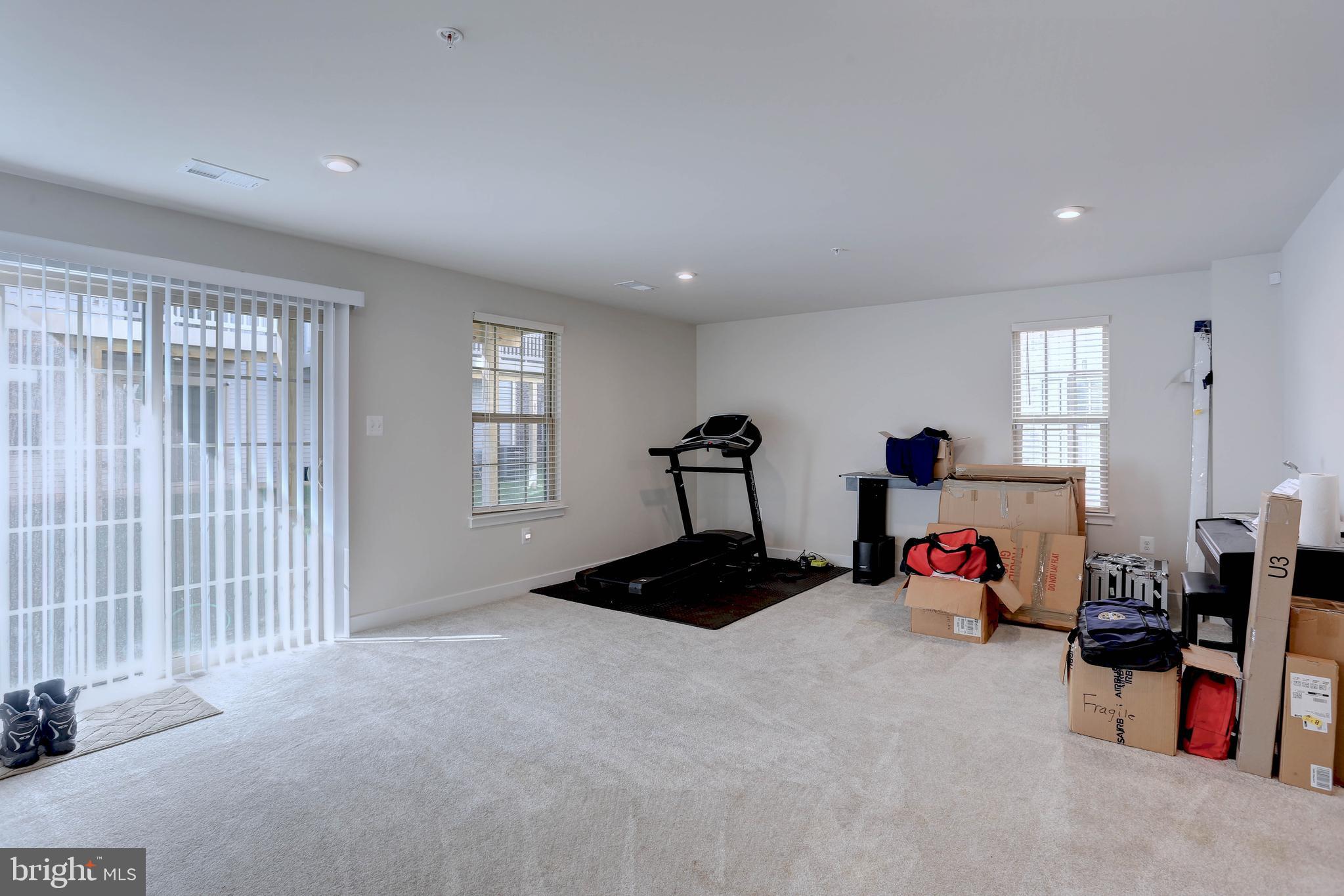 WESTSIDE - Residential